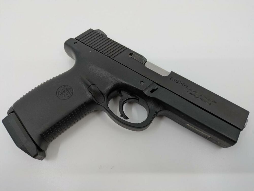 S&W SW9F