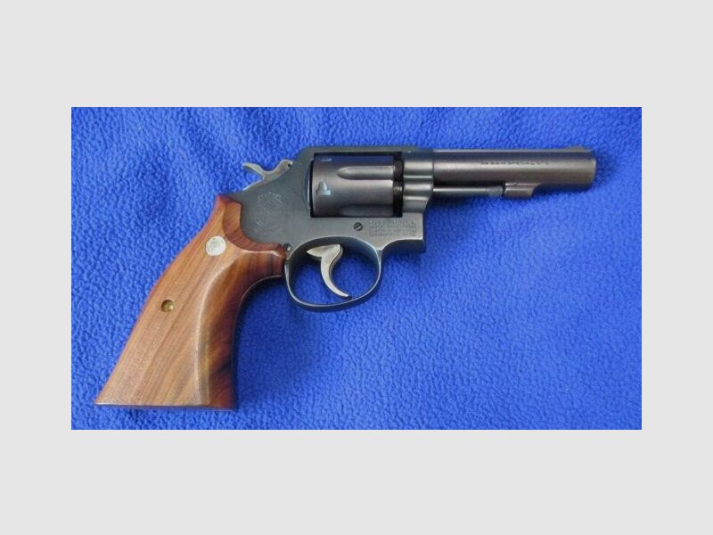 Revolver .38 spécial canon bull Mod. 10-6 4 pouces 10