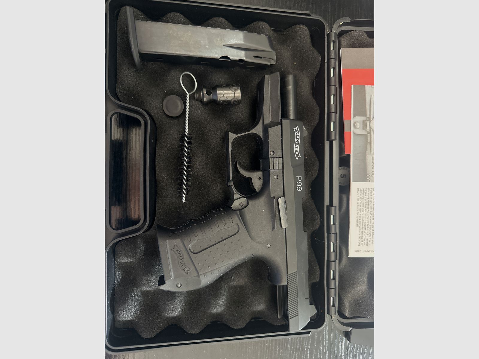 Walther P99 Schreckschuss 9mm P.A.K. (Umarex) – incl. valigetta per armi & munizioni residue