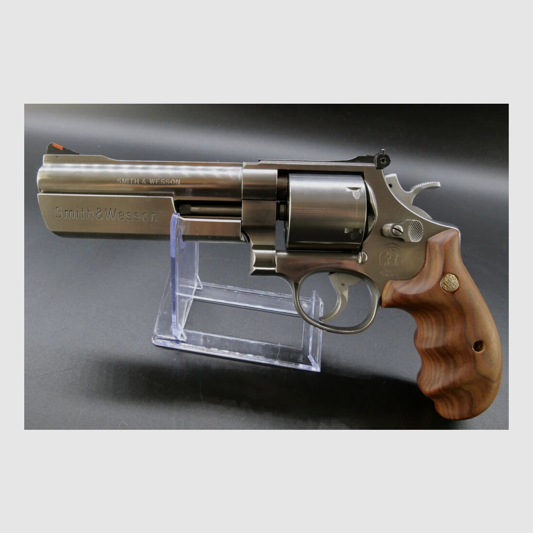 Smith & Wesson Revolver Mod.: 627-0 .357Mag 5,5" +2 Wechselgriffschalen +La	 .357Mag