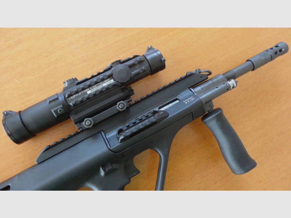 Steyr AUG	 Steyr AUG-Z A3 Cal. 223 Rem mit ZF Leupold Mark 4 CQ/T 1-3x14mm mit LP