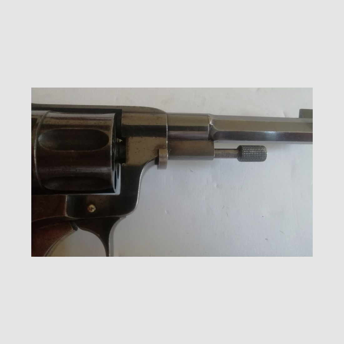 Wunderschöner schwedischer Revolver 1887 – seltene erste Fertigung Nagant – Mono-Seriennummer – Hervorragender Zustand, Bild 10 von 30