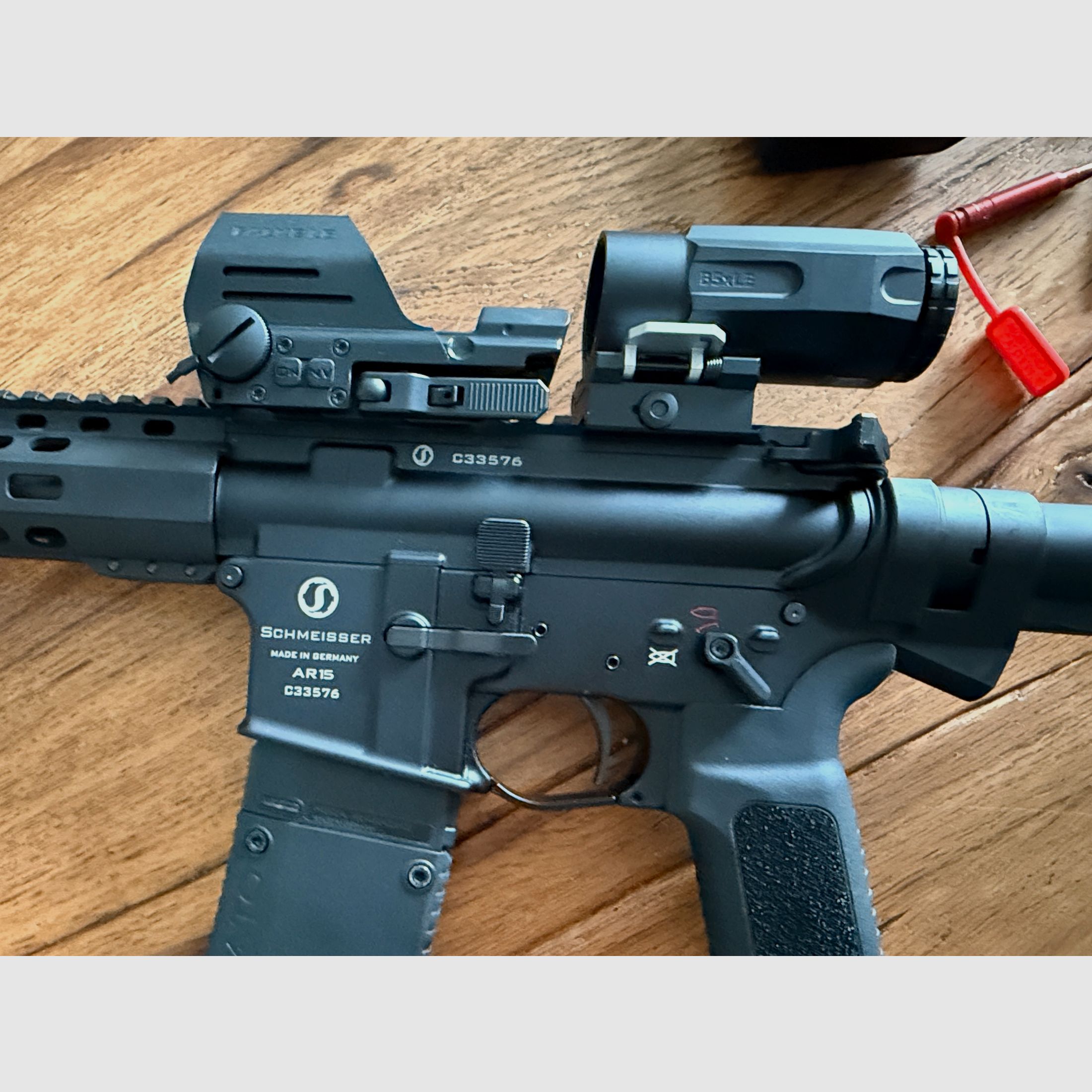 Schmeisser AR15-M5FL .223 Rem., ERATAC trigger, Magpul CTR, Falke Optik
