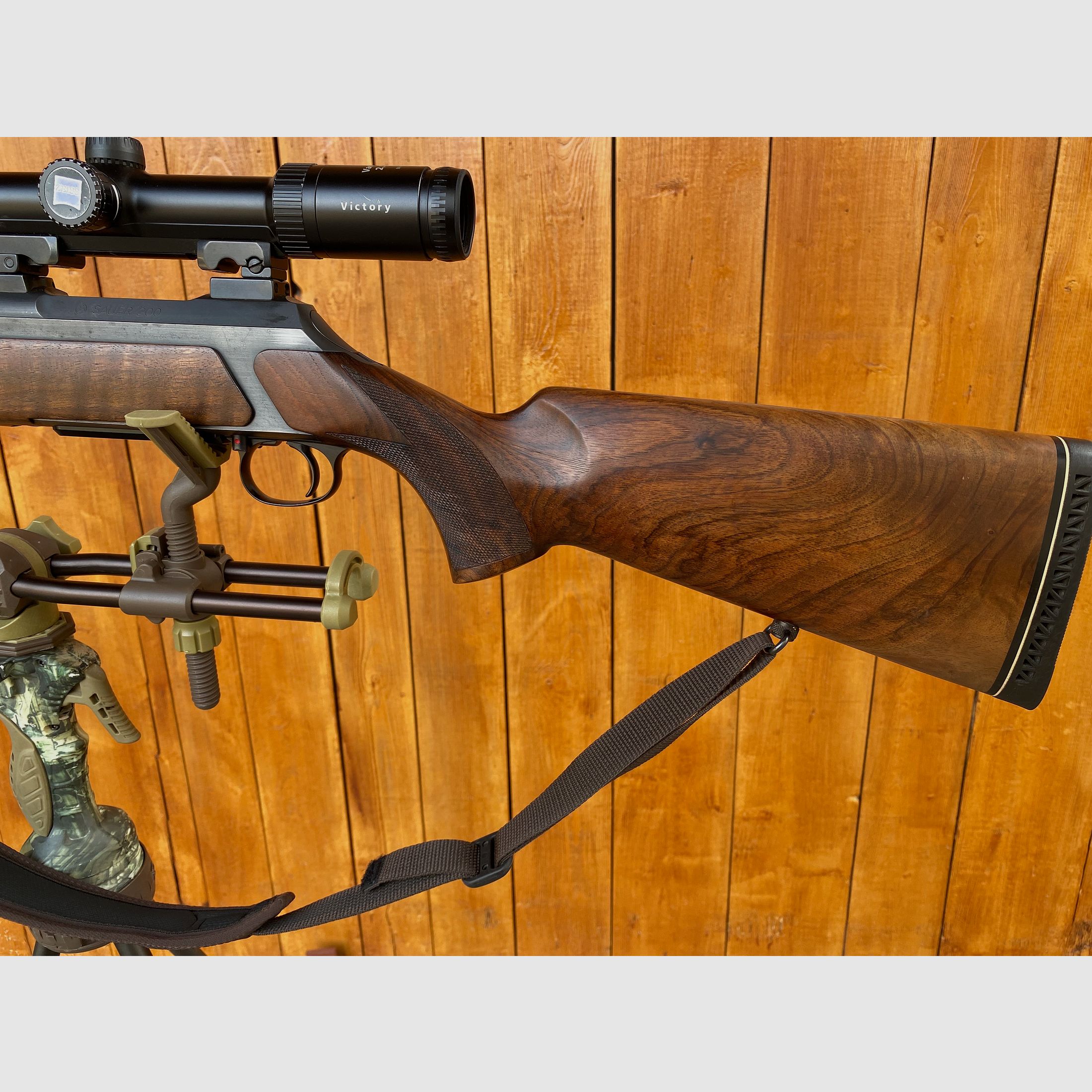 Sauer 200  in 7x64  mit Zeiss Varipoint 2,5-10x50