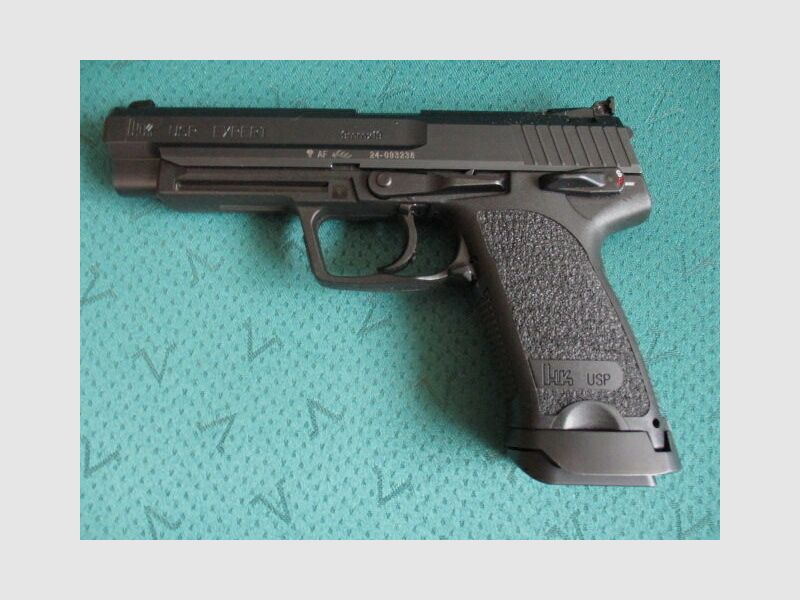 Pistole Heckler & Koch USP Expert 9mm Luger mit Koffer und Magazin USP Expert