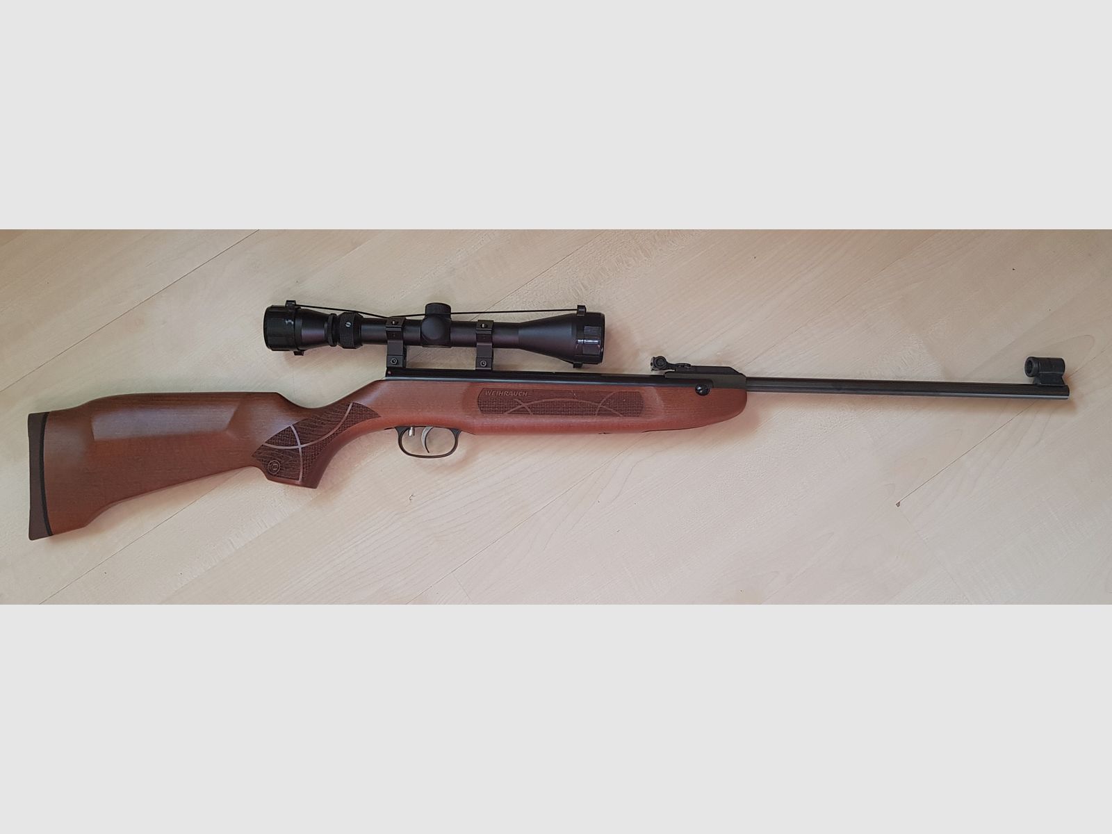 Complete set! Weihrauch HW30 – as good as new – <60 shots – scope 3–9x40 + case + pellets