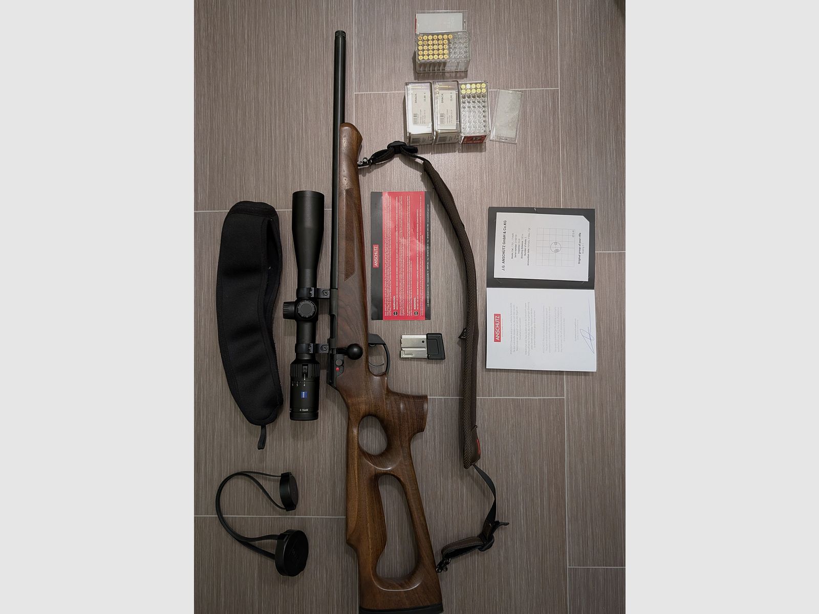 Anschütz 1761 Lochschaft 17hmr. Zeiss Conquest V4 4-16x44