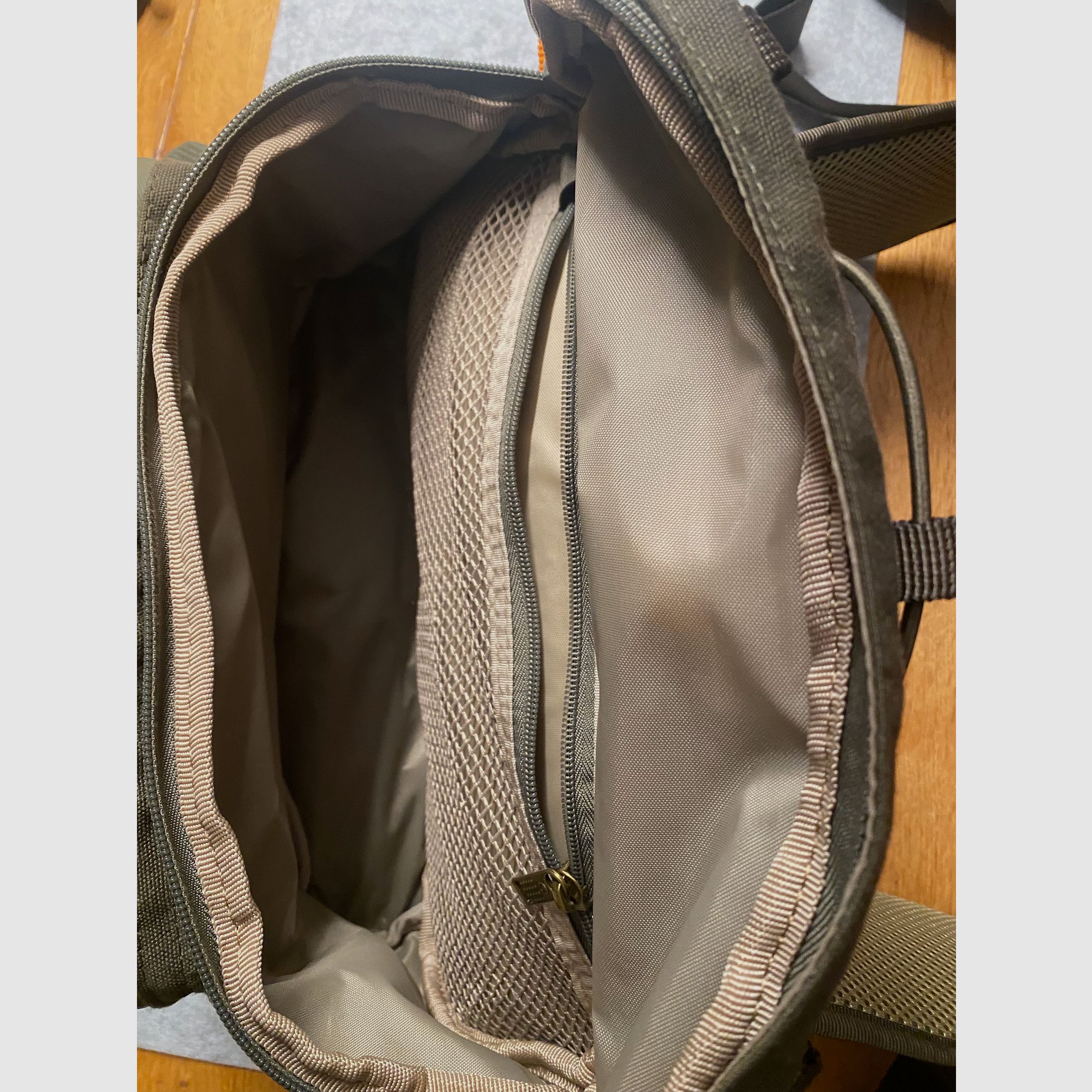 Vanguard Pioneer hip bag, image 2 of 5