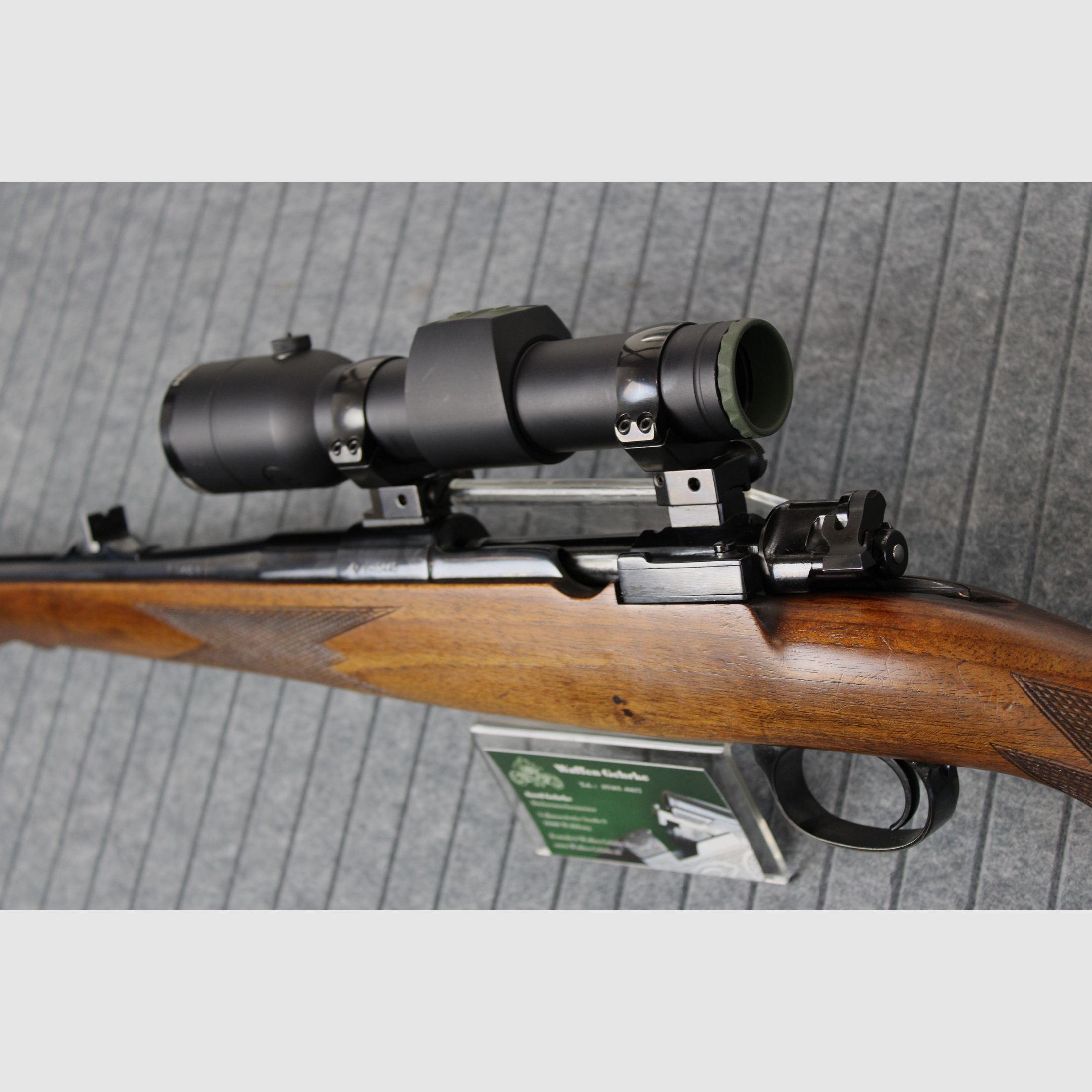 Akah 98er (Mauser) .30-06SPR. Aimpoint Hunter, Timney