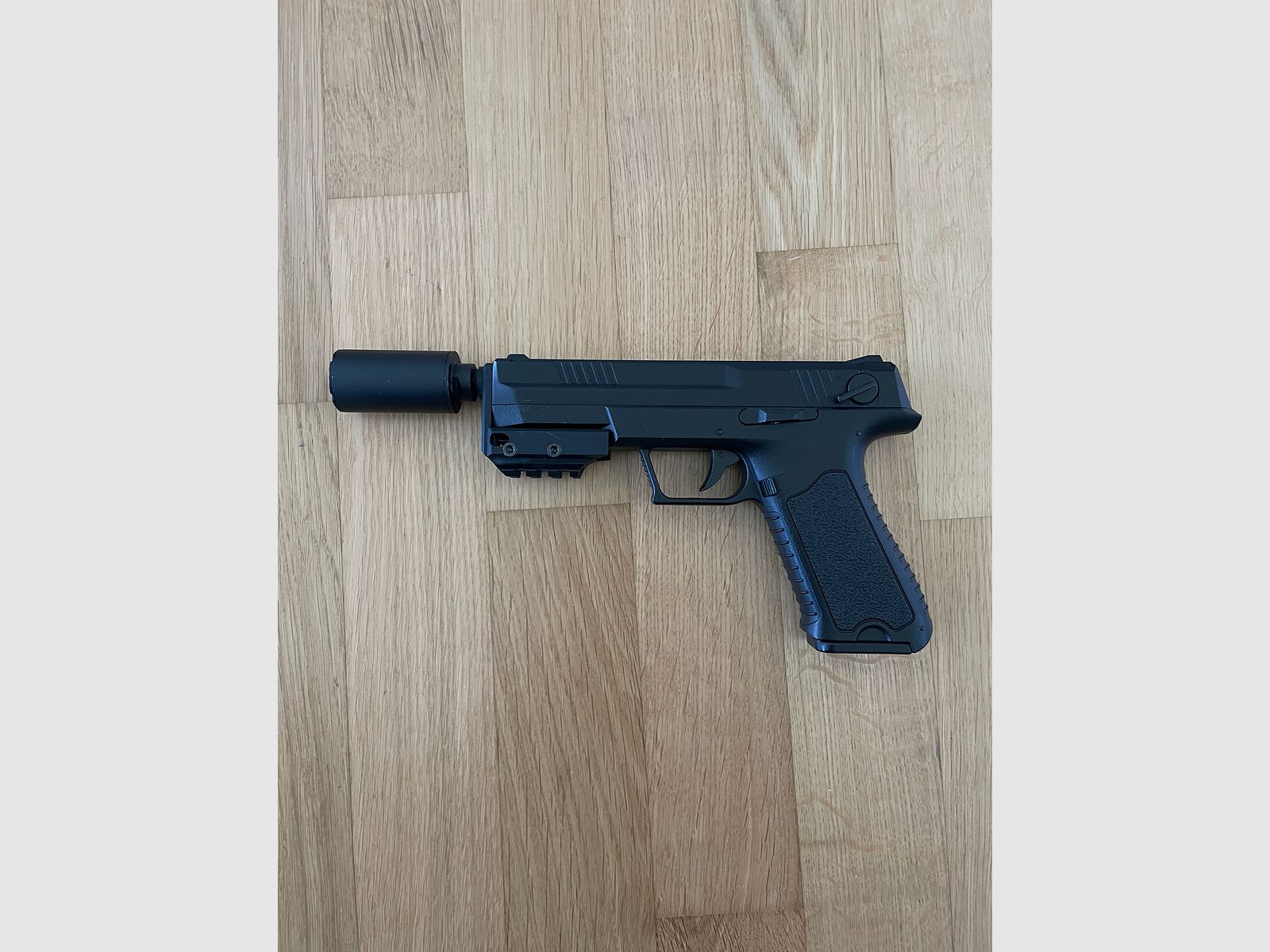 Softair Cyma CM.127 inkl. Tracer und Zubehör