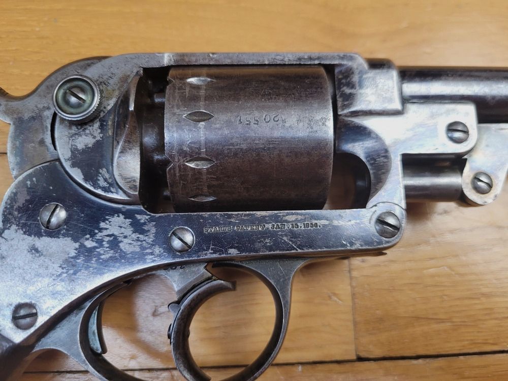 Außergewöhnlicher Starr Revolver Modell 1860 – Militärausführung Kaliber .44 – Einziger Double Action Revolver des Bürgerkriegs – Perfekte Markierungen – 60% seines ursprünglichen blauen Glanzes – Wunderschöne Mechanik und Lauf – Museumsrevolver!, Bild 19 von 22