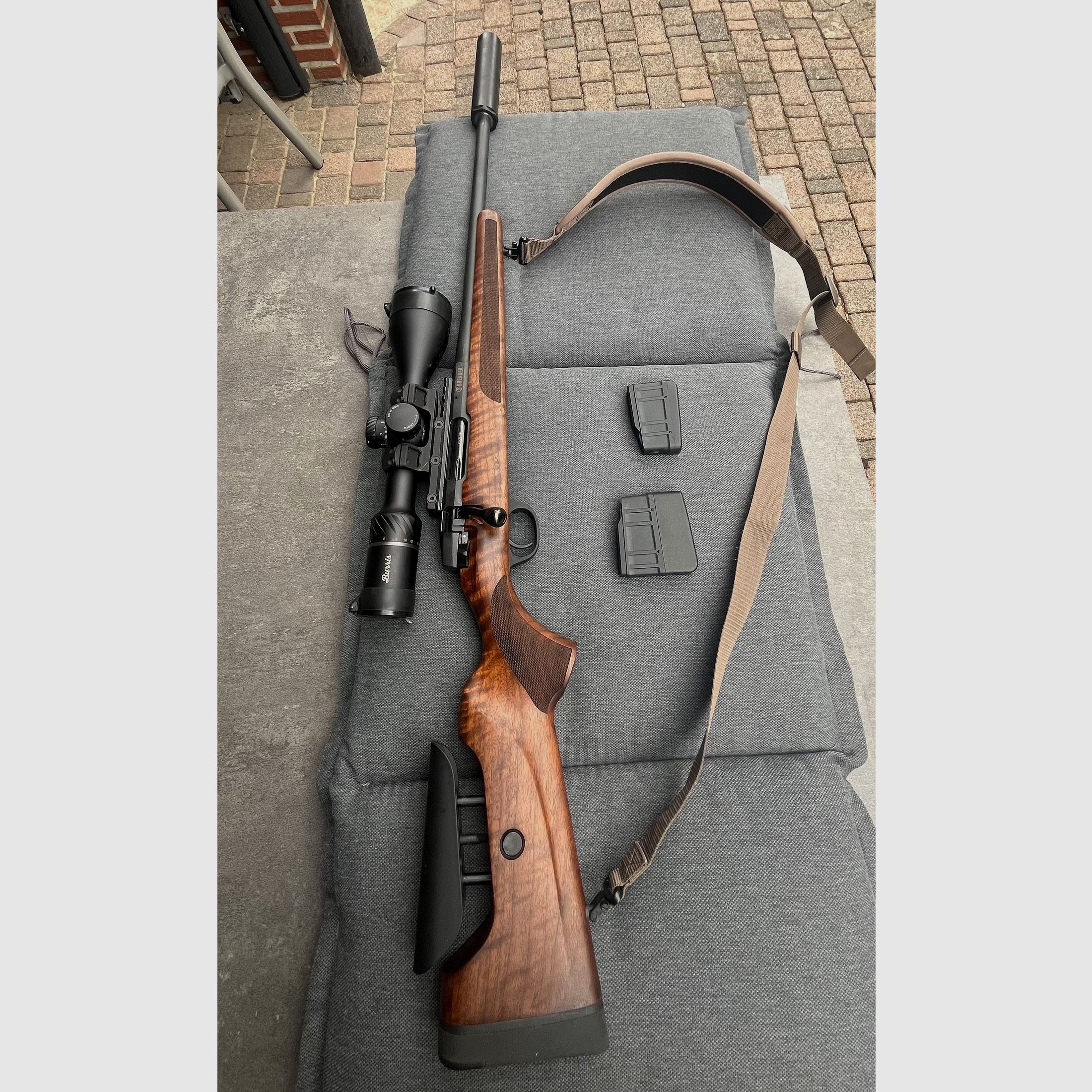 Brenner BR20 .308Win w zestawie z suppressorem i scope