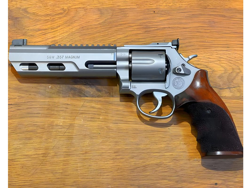 Smith & Wesson Mod. 686 Performance Center