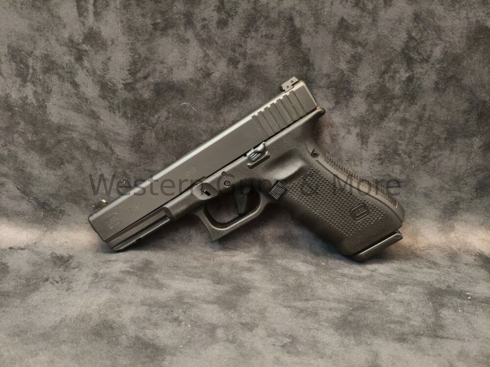 Glock Glock 17 Gen 4 Cal. 9mm Luger Black