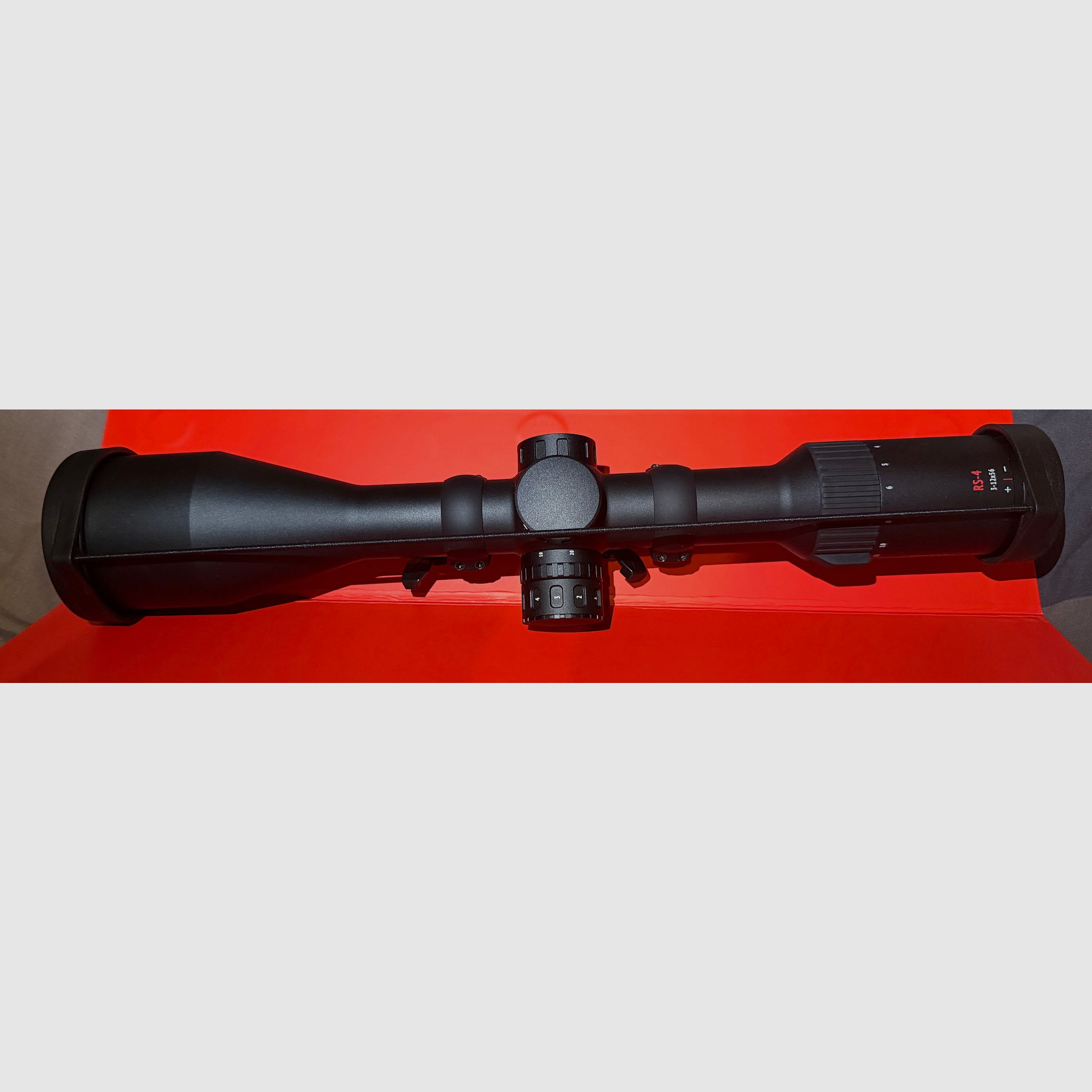 Telescopio Minox 3-12x 56 Abs.4 incl. montaje en saddle Blaser