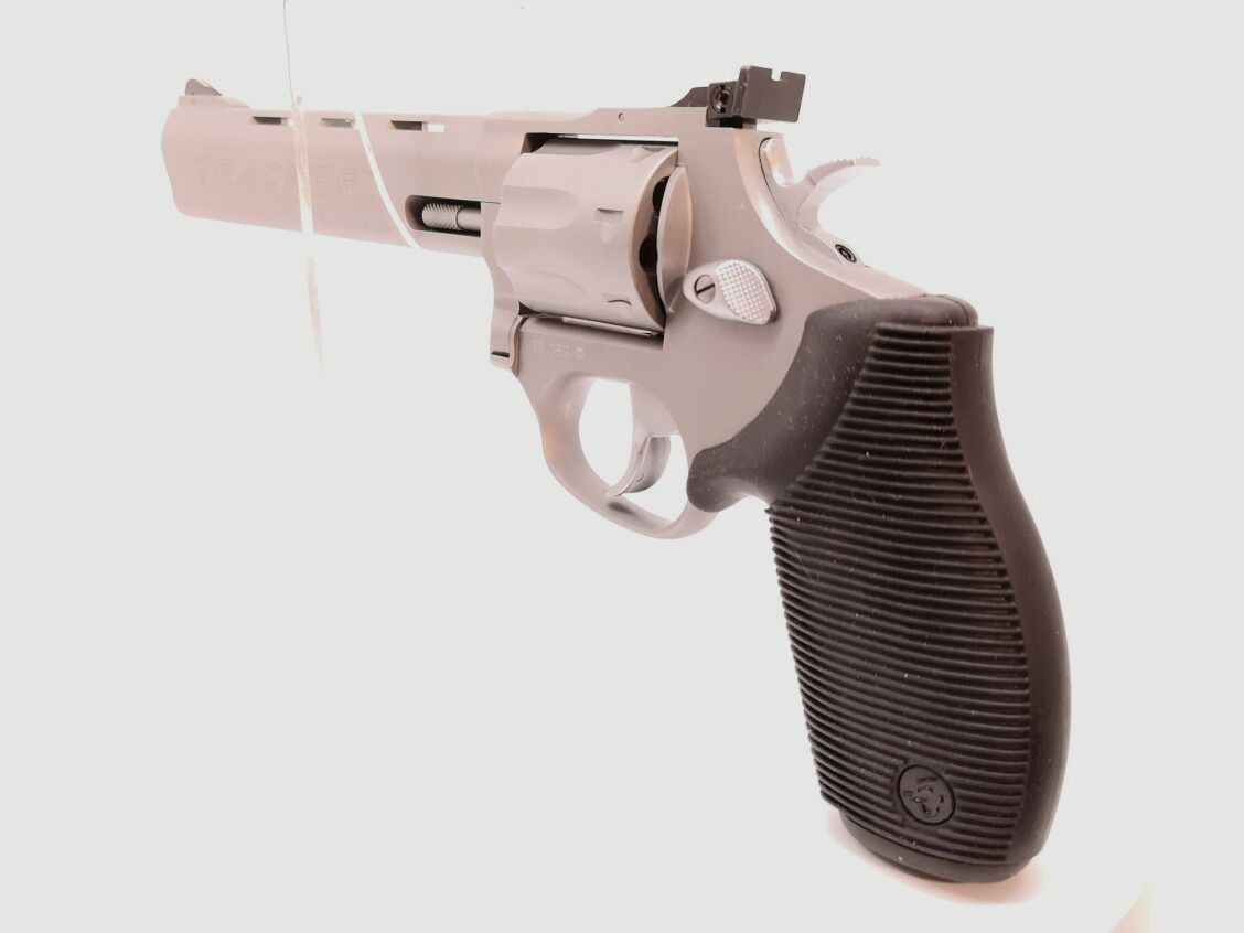 Taurus 670 STS