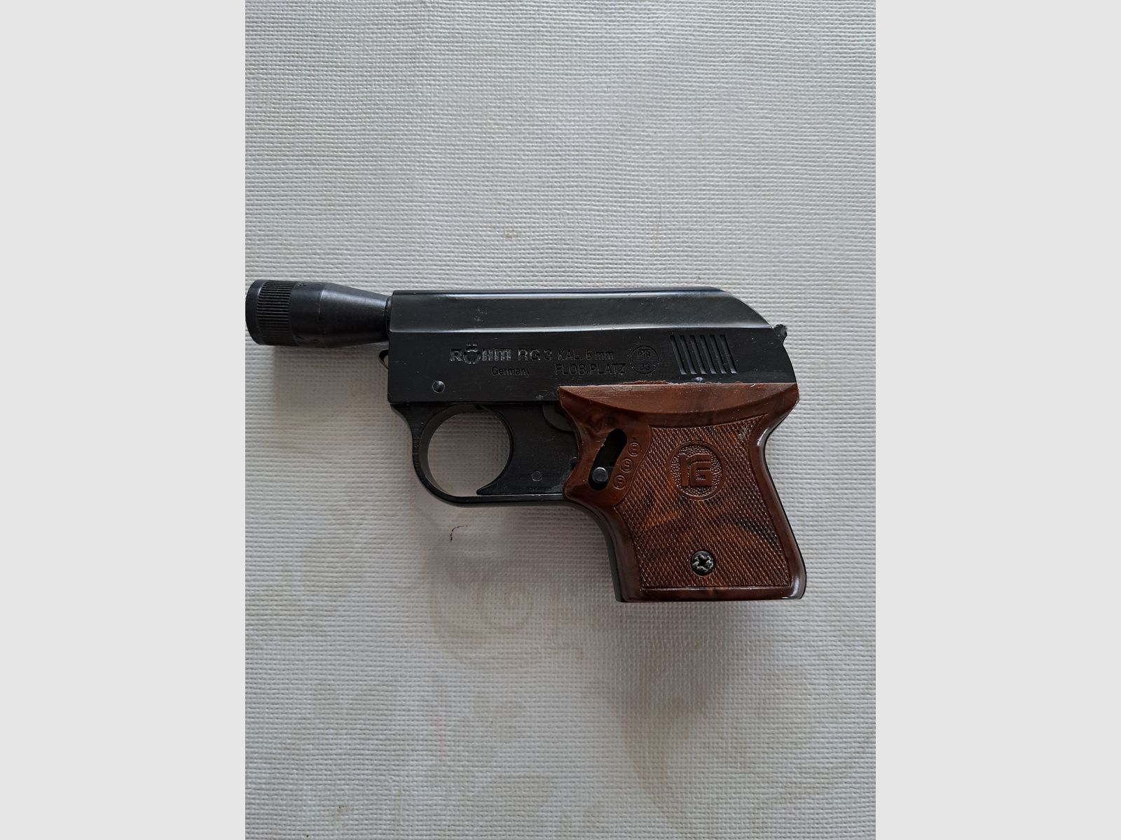 Röhm RG3 Schreckschuss Pistole Kal. 6 mm Knall Flobert