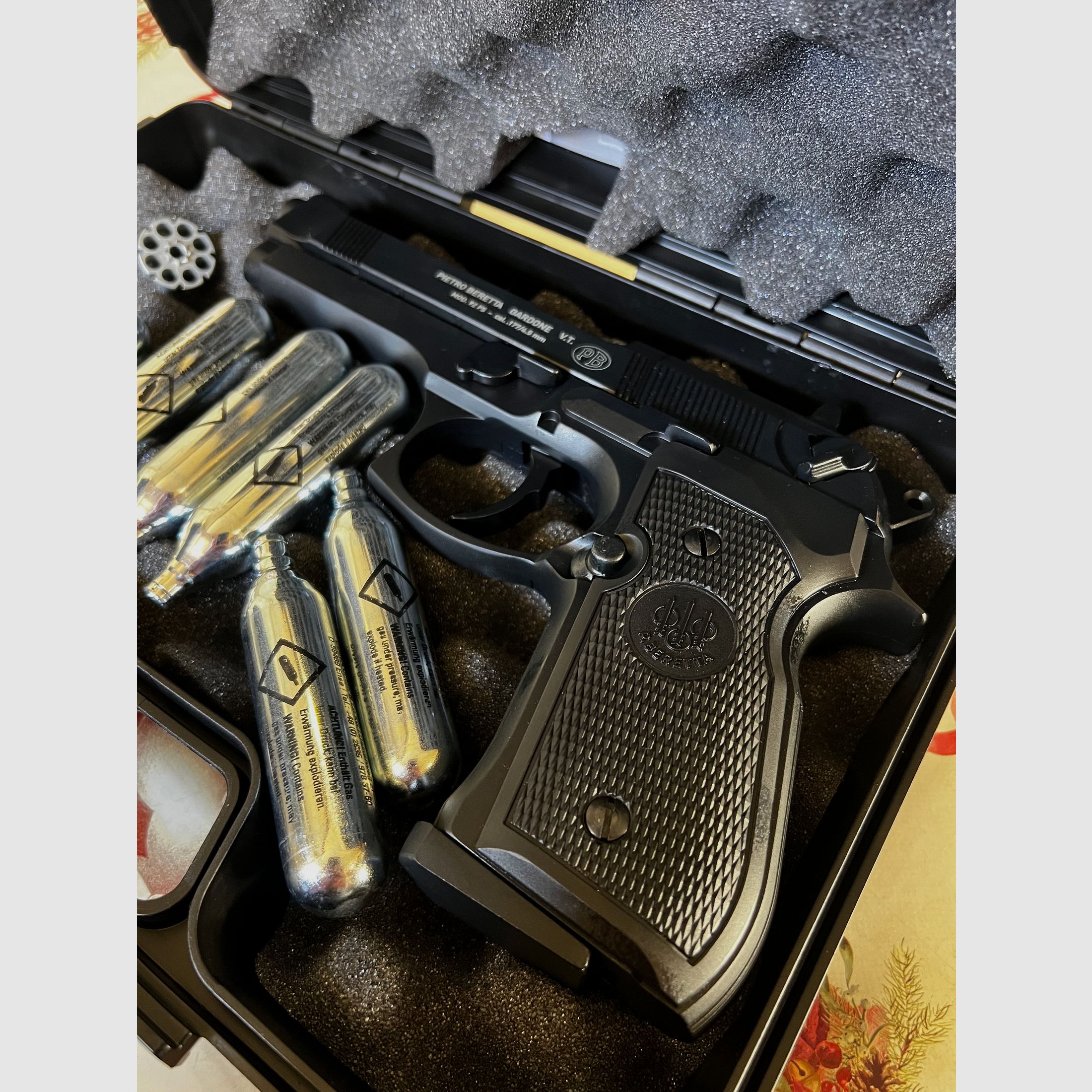 Beretta M 92 FS 4.5 mm Diabolo CO2 air pistol