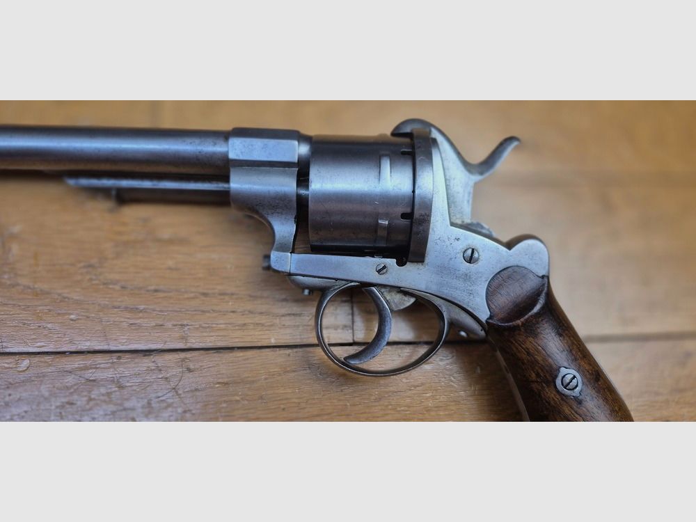 Schöner Revolver Typ Lefaucheux — Belgische Qualitätsfertigung — Kal. 12 mm broche — Großes Modell — Monomatrikulation — Marineanker — Sehr gute Mechanik und exzellenter Lauf – Sehr gutes Stück in TBE/TBE+, Bild 25 von 27