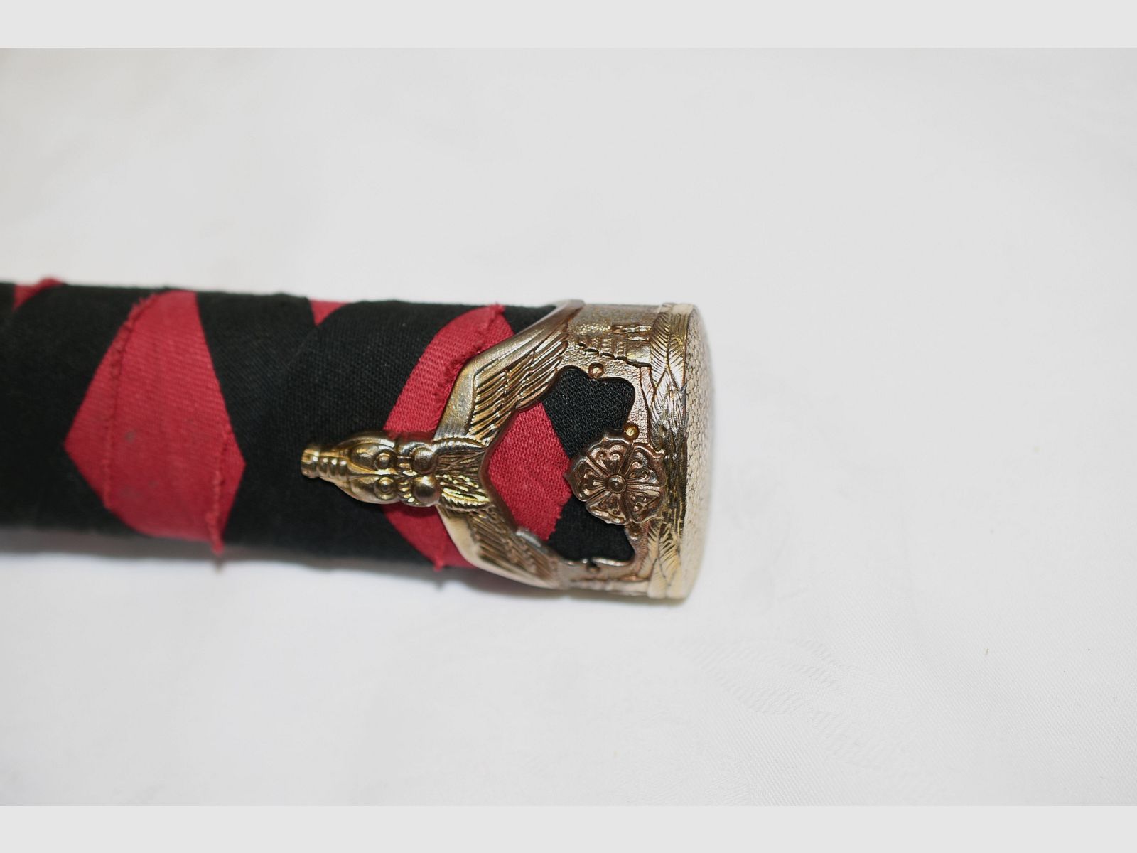 épée japonaise, samouraï, katana, wakizashi, avec menuki sur la poignée