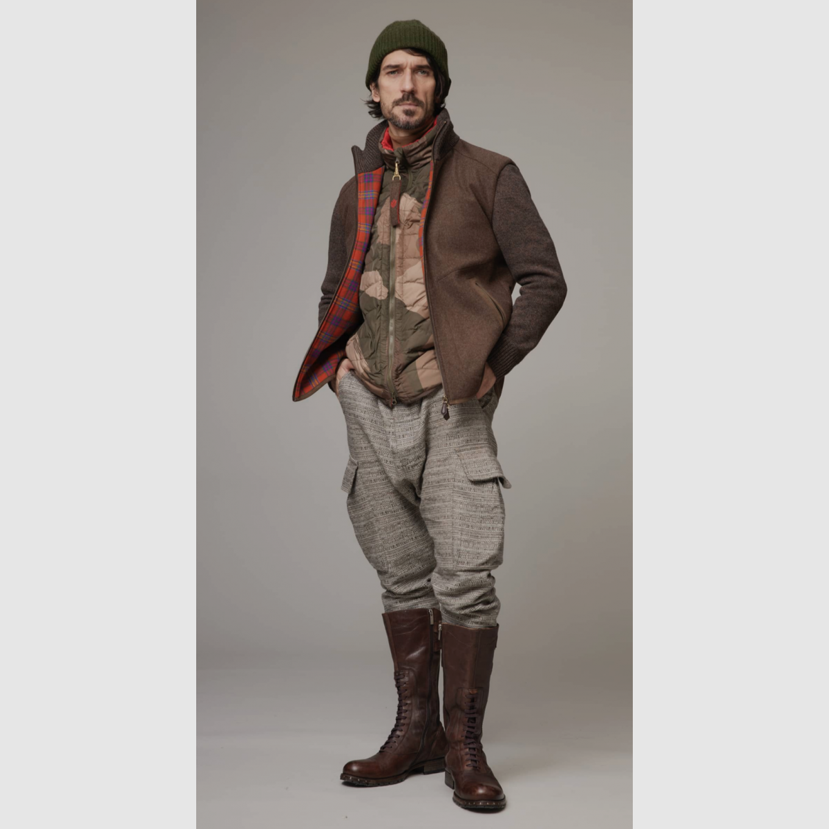 Habsburg Oswald reversible vest Camo/Red, image 4 of 10