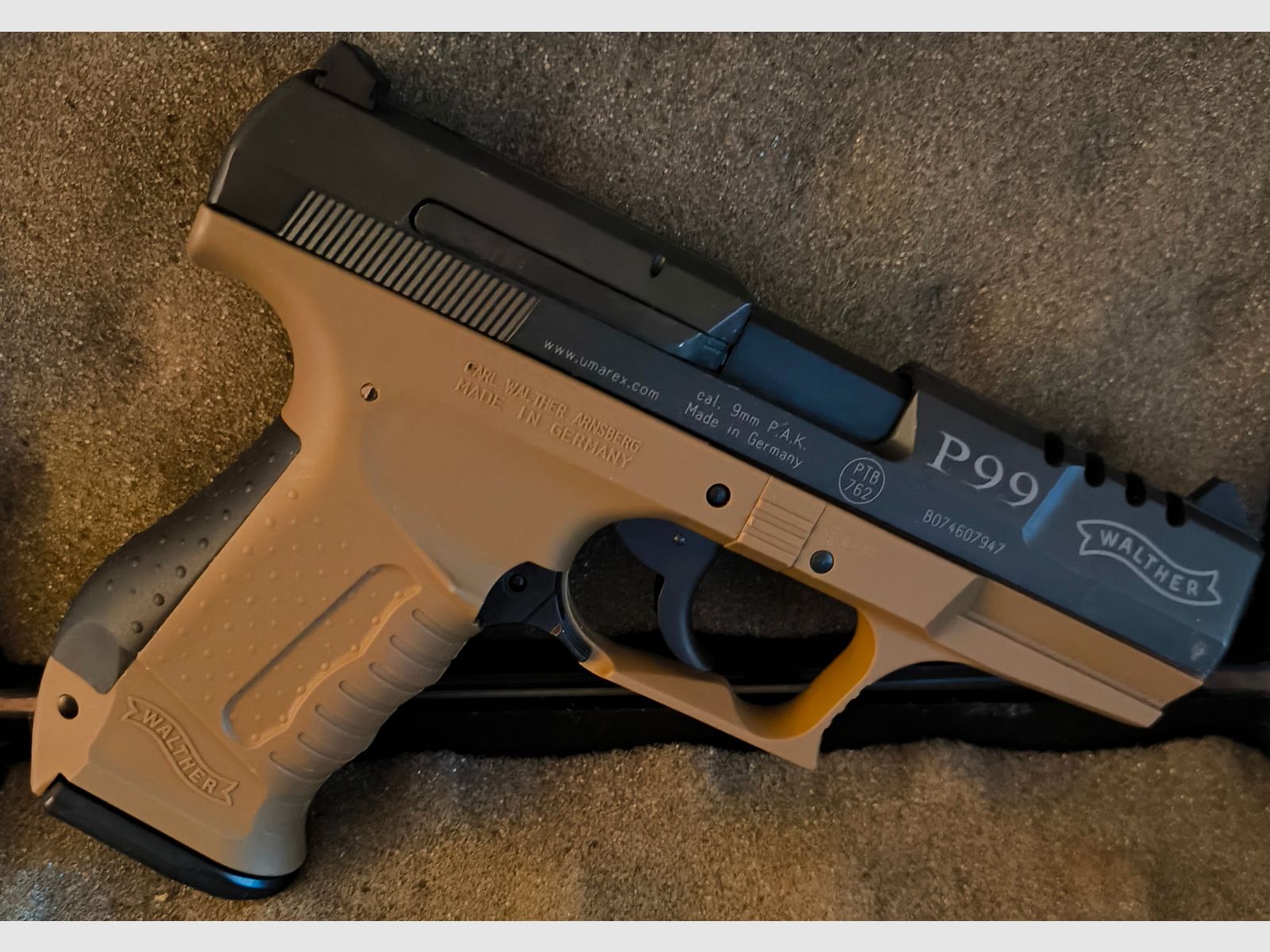 ⚠️ Achtung Sammler & Walther Fans, Walther P99-COMMANDO - Dark Brown, Kaliber 9mmPAK, Nur ein mal zur Probe Geschossen, Neuwertig!! 