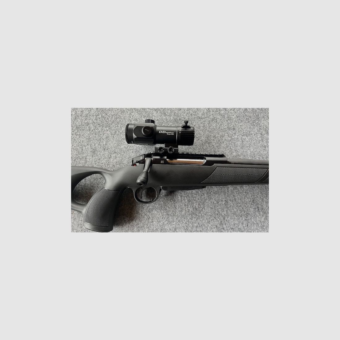 Mercury Rover G2 Thumbhole .308 Win. mit Jaki Schalldämpfer und DDoptics RedDot MAG 1-4x22