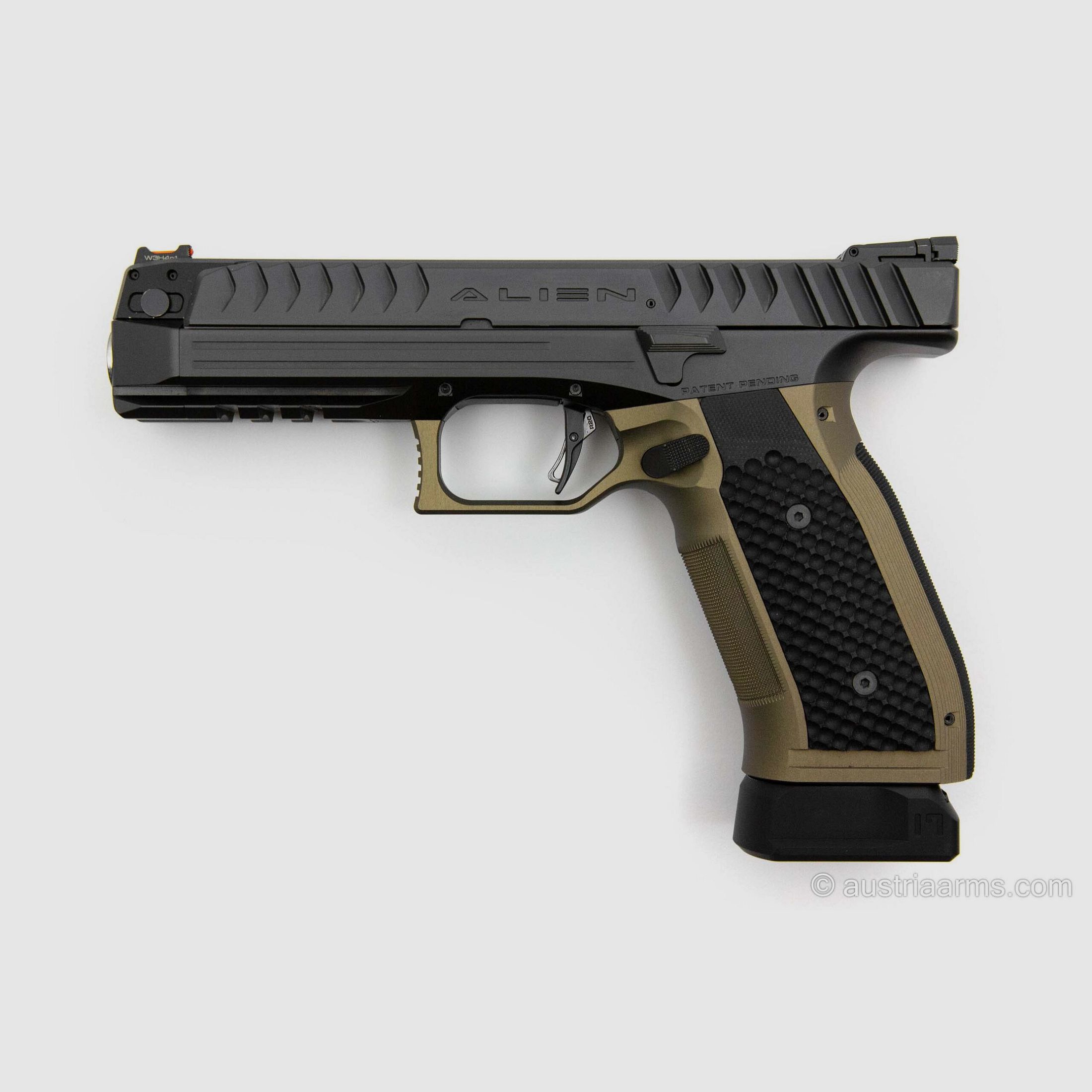 Laugo Arms Alien, neuwertige Gebrauchtwaffe, 9 x 19 mm, Bild 1 von 4