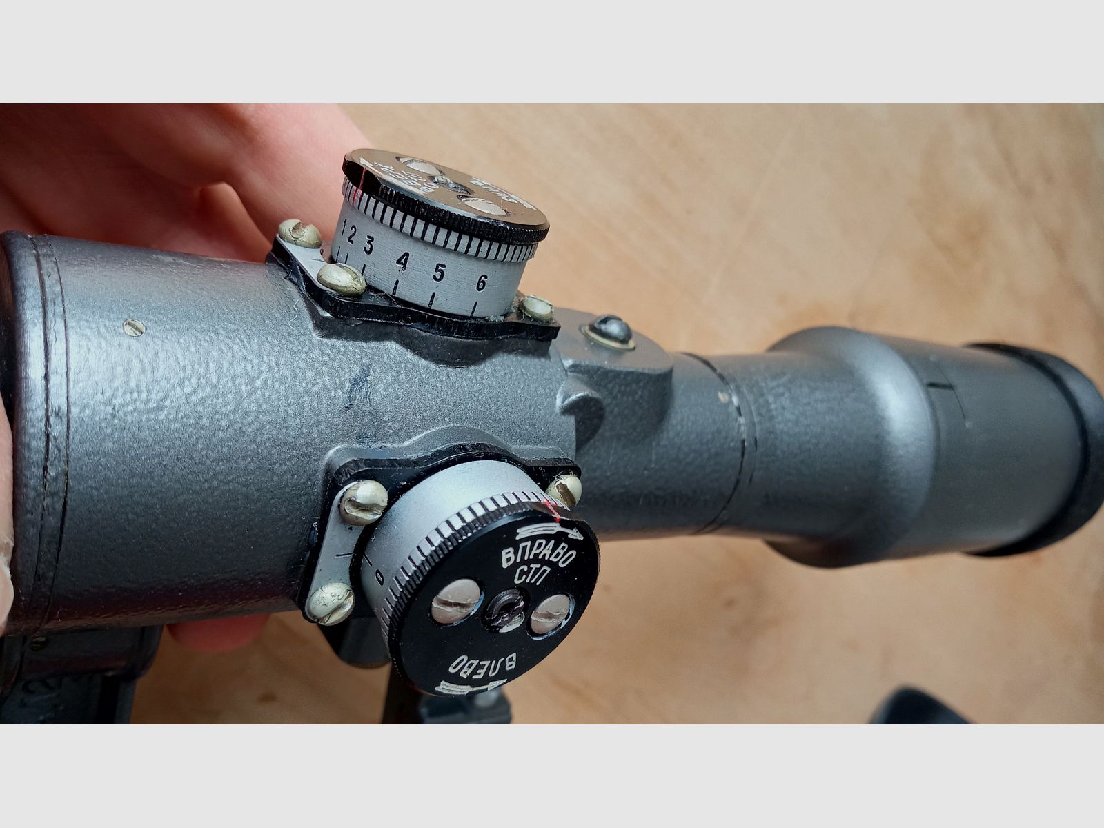 Offre d’échange : 6x36-1 russe NPZ PO avec pince universelle pour rail latéral AK et SVD / très bon état / éclairage fonctionne // lunette Optik AKM AK74 AK-100 / Saiga / Tigr / PSL