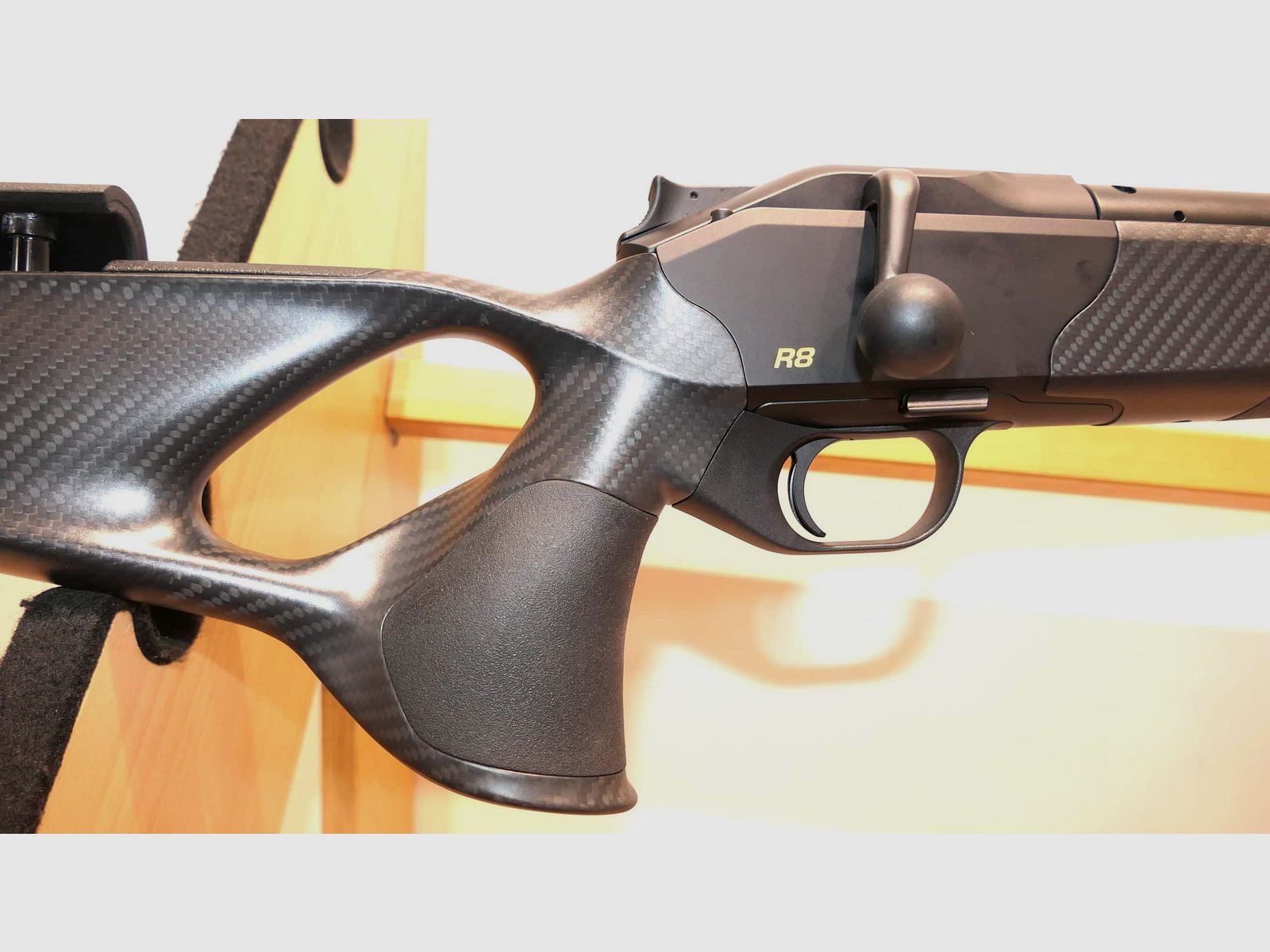 JAGDBÜCHSE BLASER R8 ULTIMATE CARBON+BACKEN CAL 9,3 x 62 gewinde, Bild 3 von 8