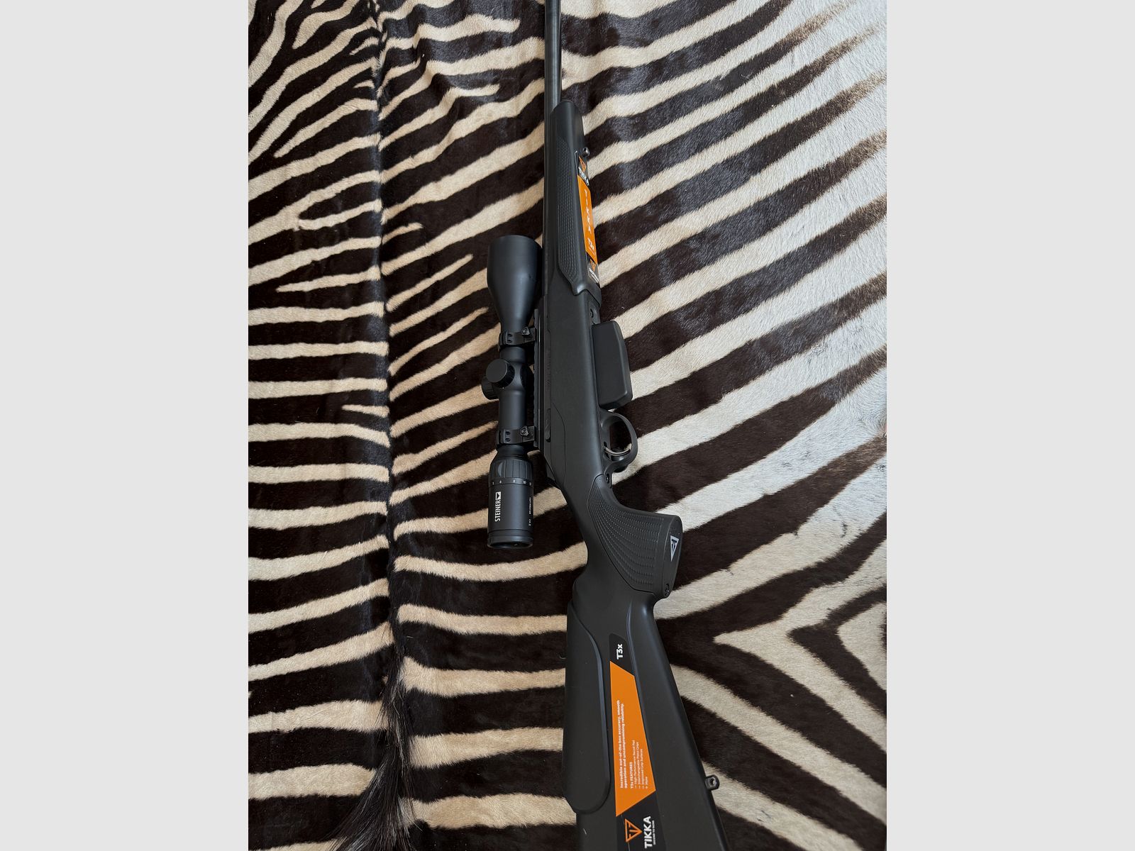 TIKKA T3x VARMINT .308 Win. LINKSSYSTEM STEINER RANGER 3-12 x 56