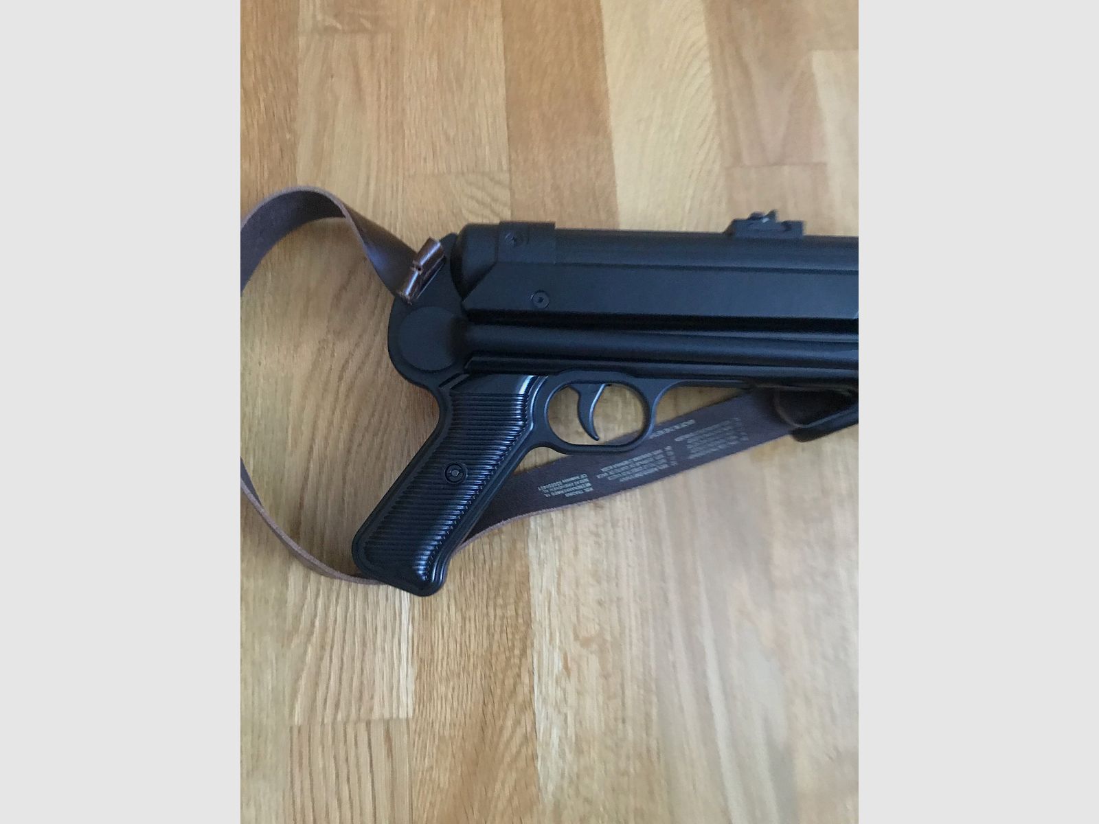 German Sport Guns MP 40 9mm Knall. Mit Original  Stahl Ersatzmagazin