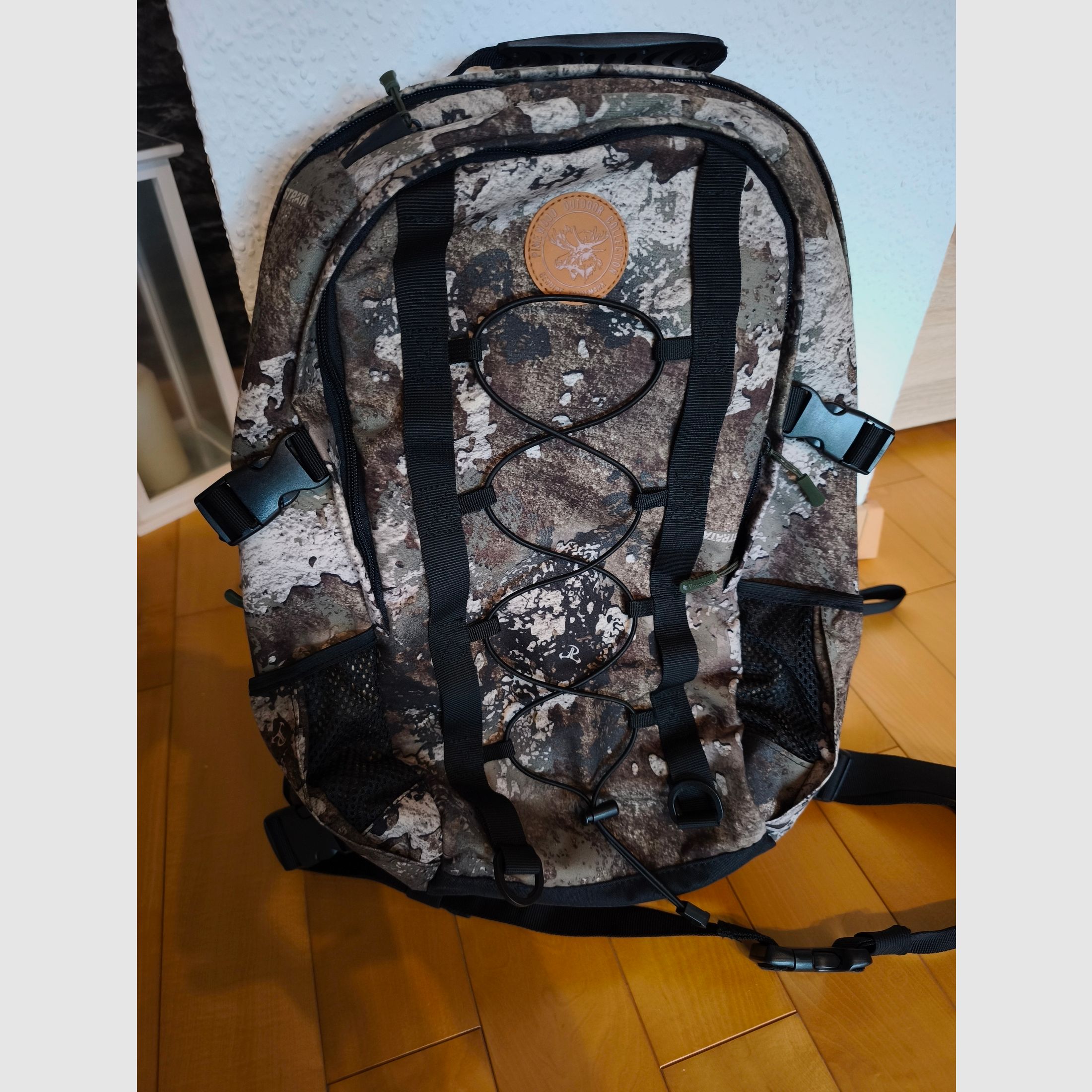 Pinewood Outdoor Camou Rucksack 22 l (Strata Camouflage) - Jagdrucksack