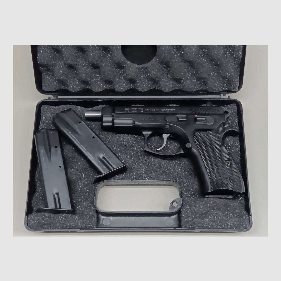 Ceska Zbrojovka - Czech Republik CZ 75 Compact