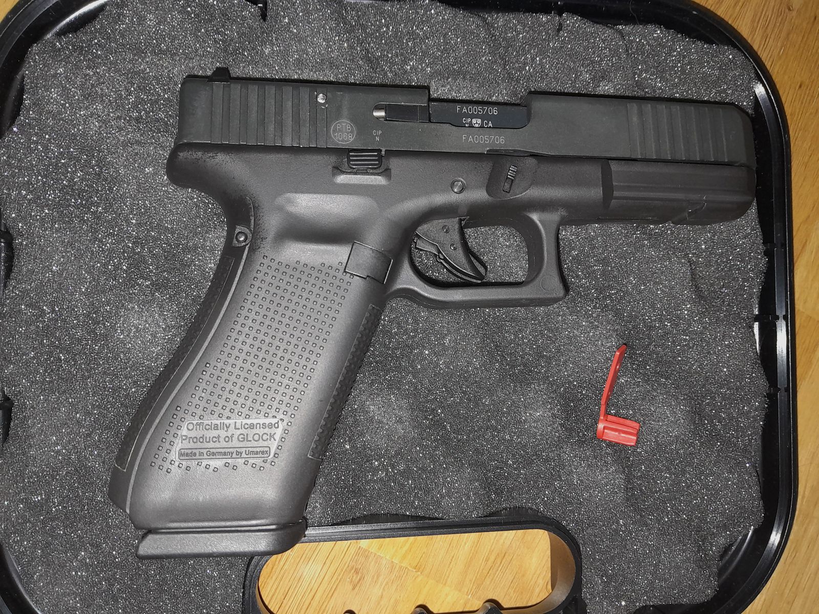 Edition GLOCK 17 Gen5 9 mm P.A.K.