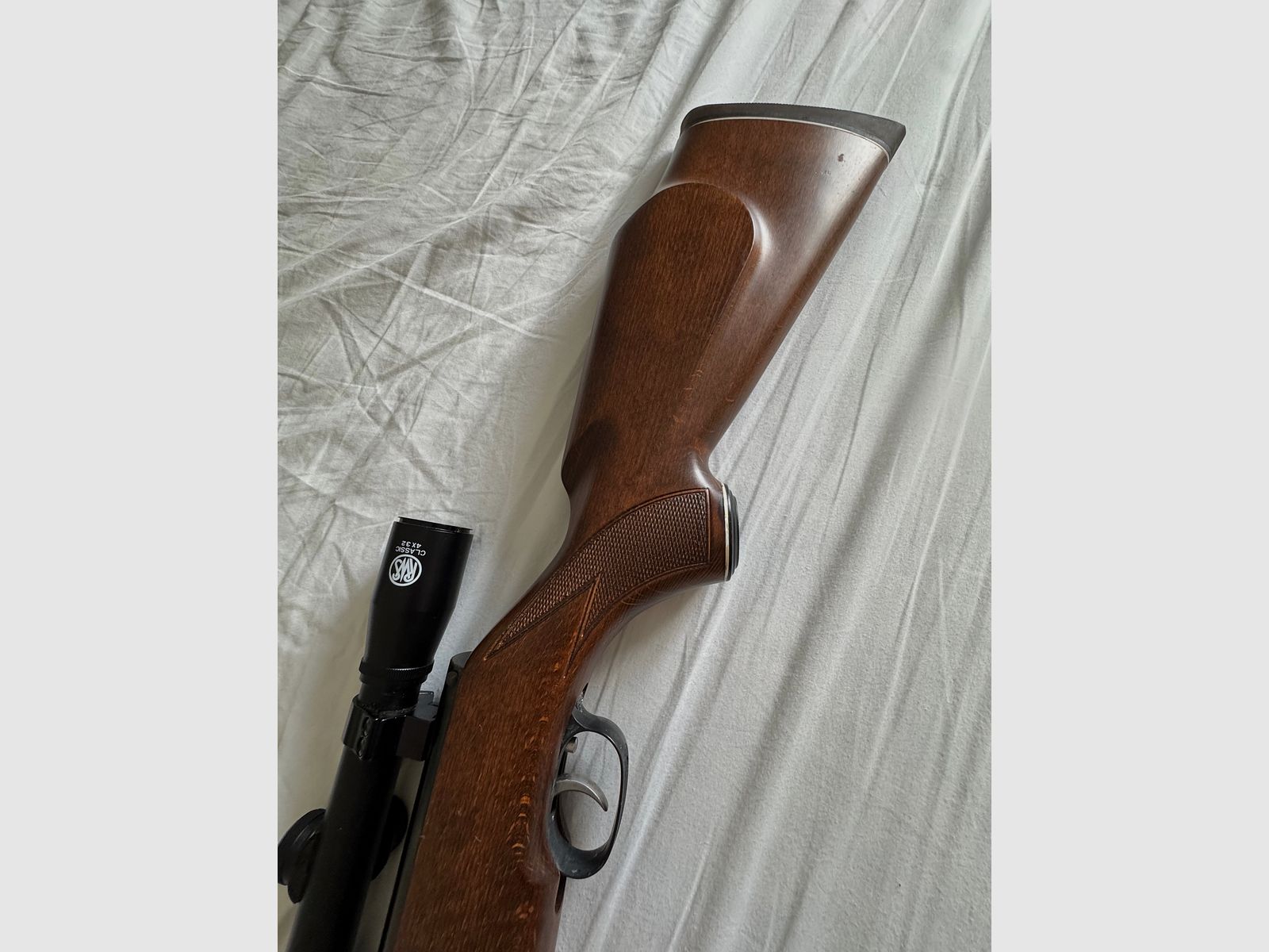 Luftgewehr Weihrauch Sport HW 77 F im Fünfeck