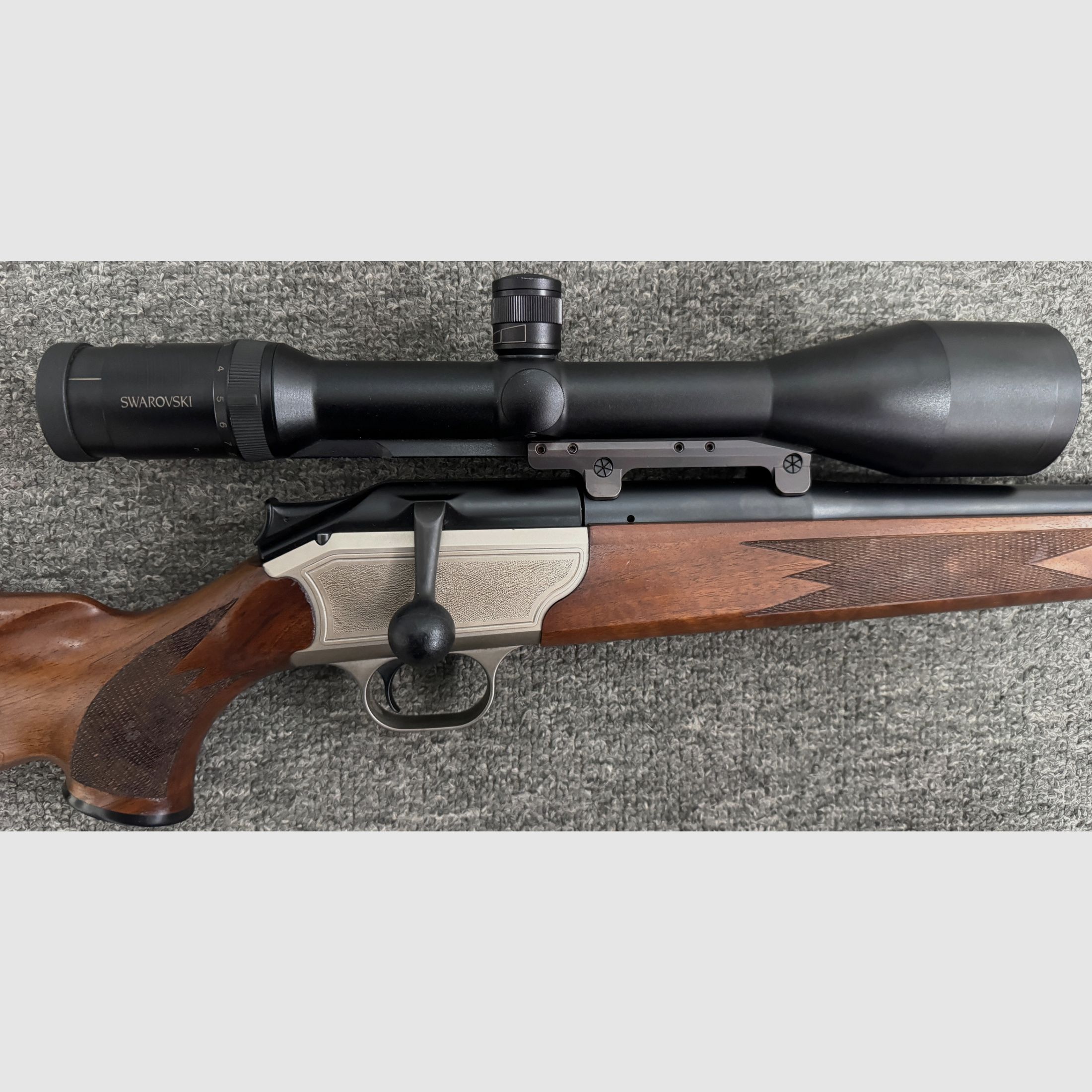 Blaser R93 .30-06 & 9,3x62 mit Swarovski 2,5-10x56 LP und Sattelmontage, Bild 2 von 10