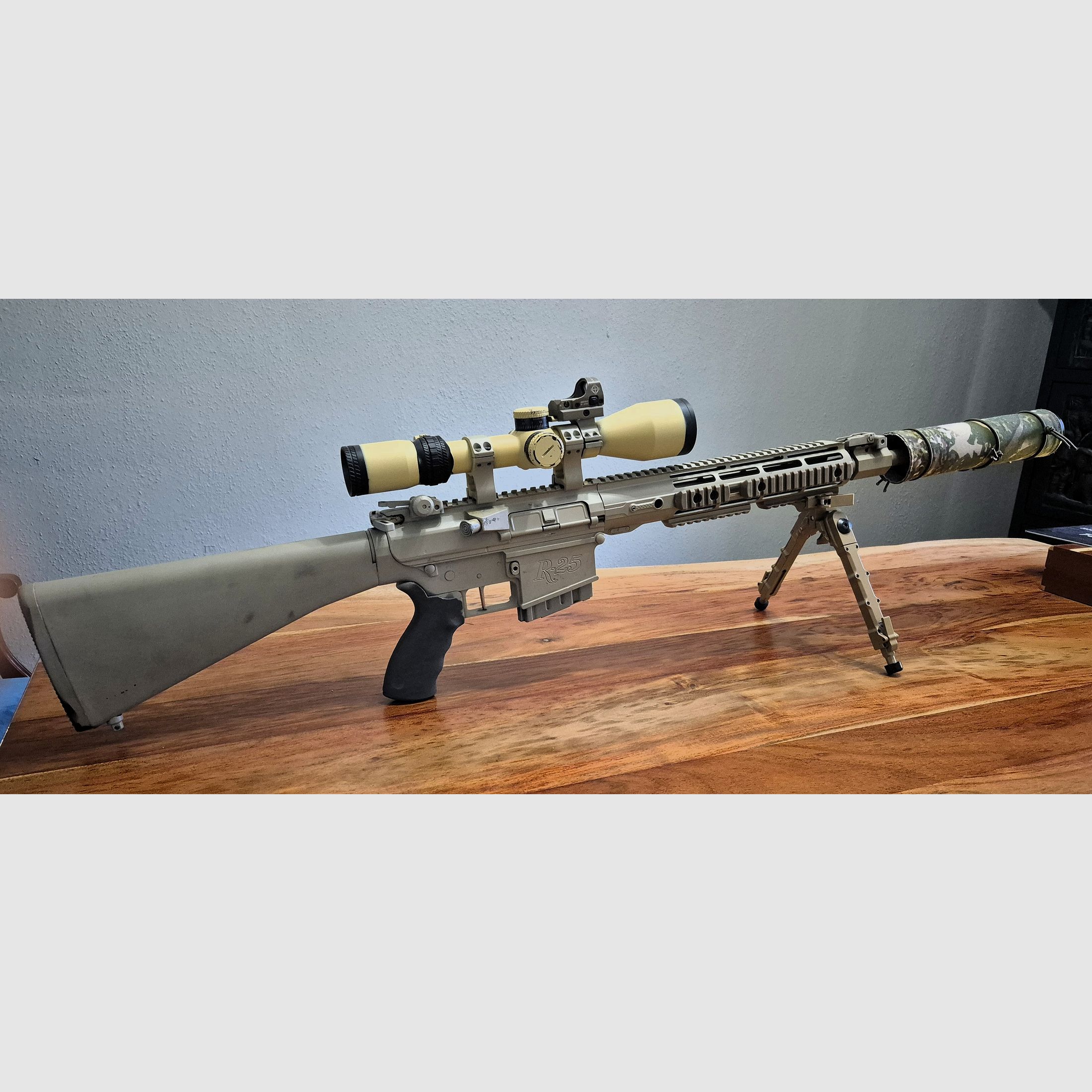 Remington R25 AR-10 in .308 M110 clone in FDE carabina semiautomatica