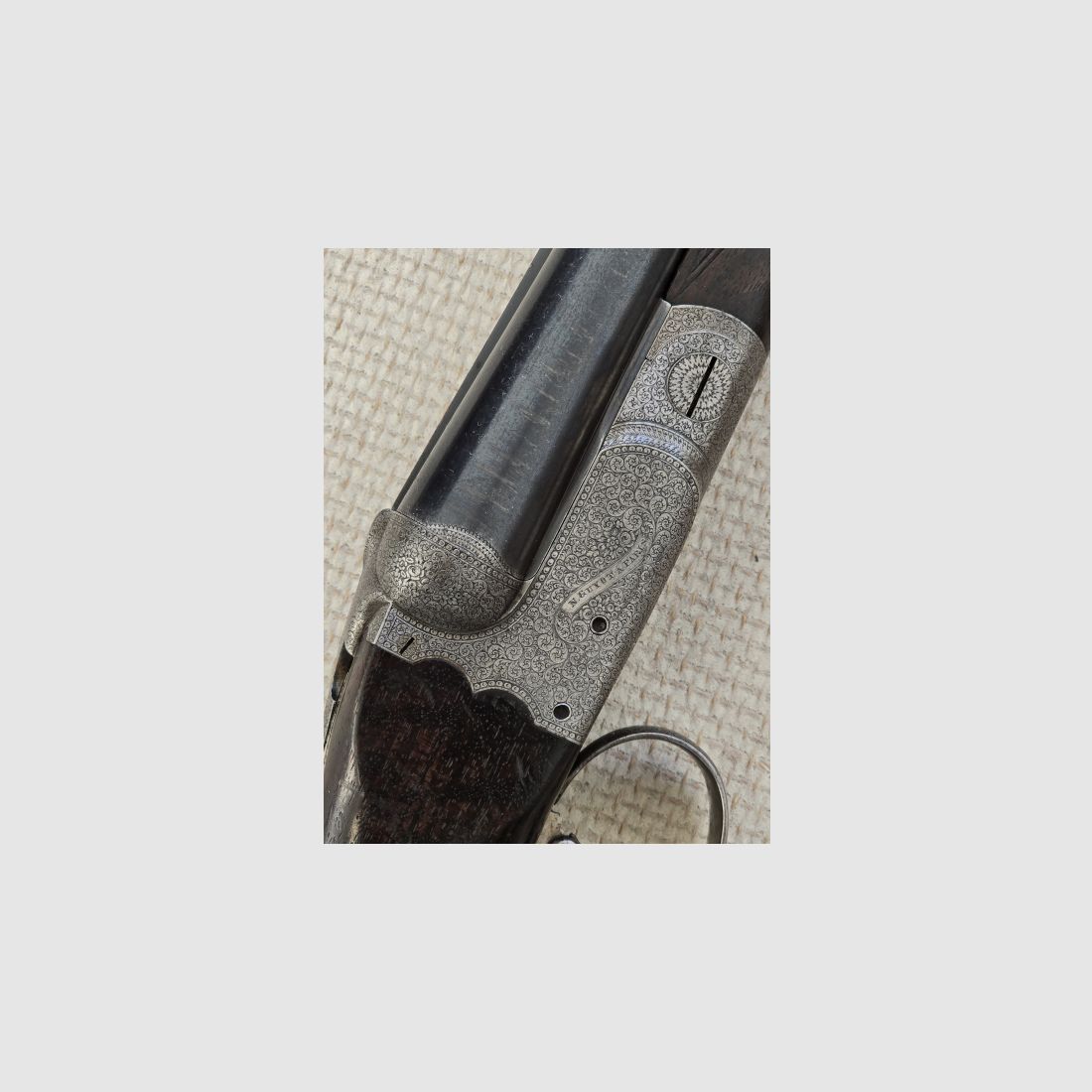 Luxury shotgun Guyot Paris, 1870, Whitworth double barrel, "MIEUX MOURIR QUE ME TERNIR"