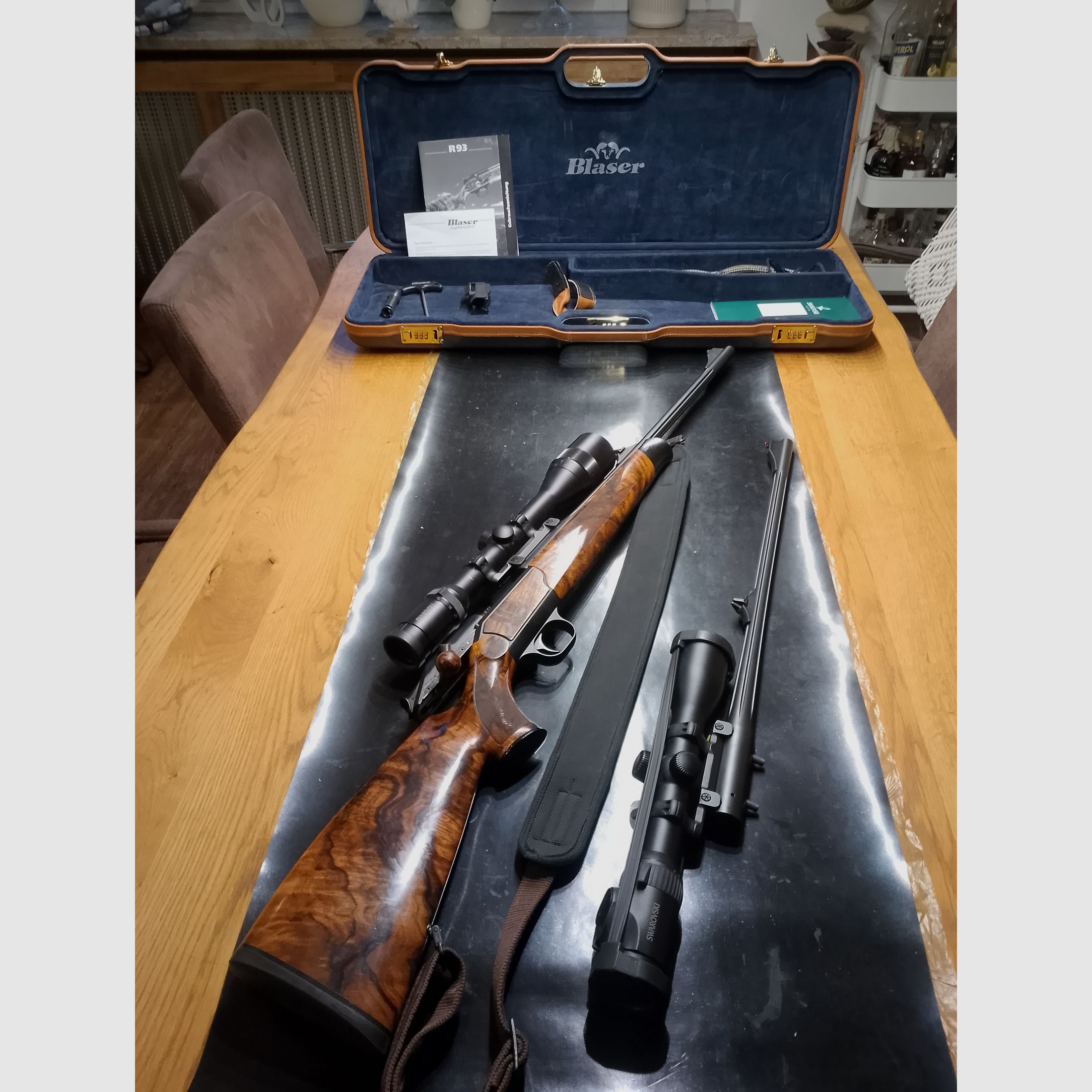 R93 Luxus  30-06 & .222 mit Swarovsky Gläsern