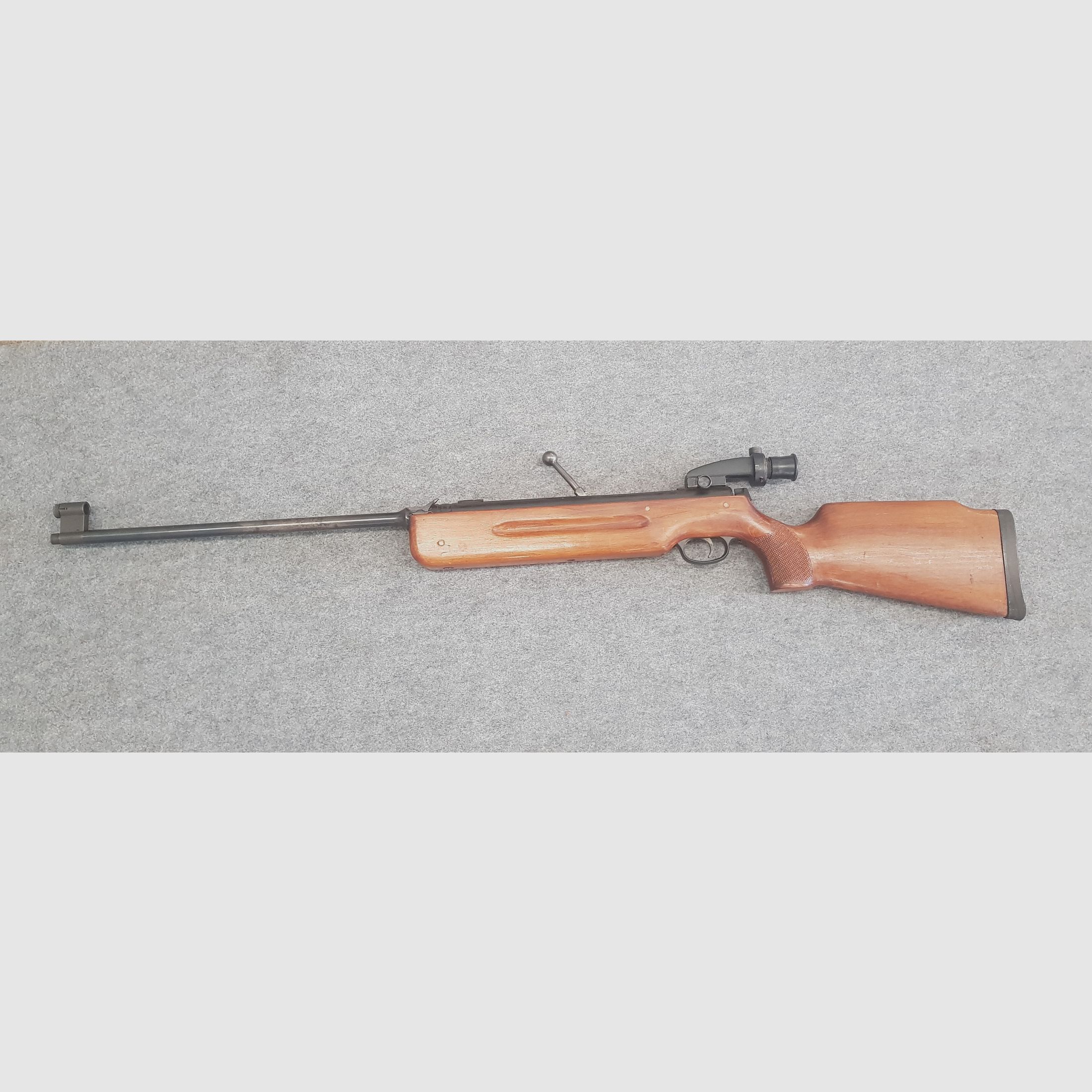 Haenel Mod. 311  mit Feinabzug und Diopter Durchlader im guten Zustand mit kleinen Abstrichen 