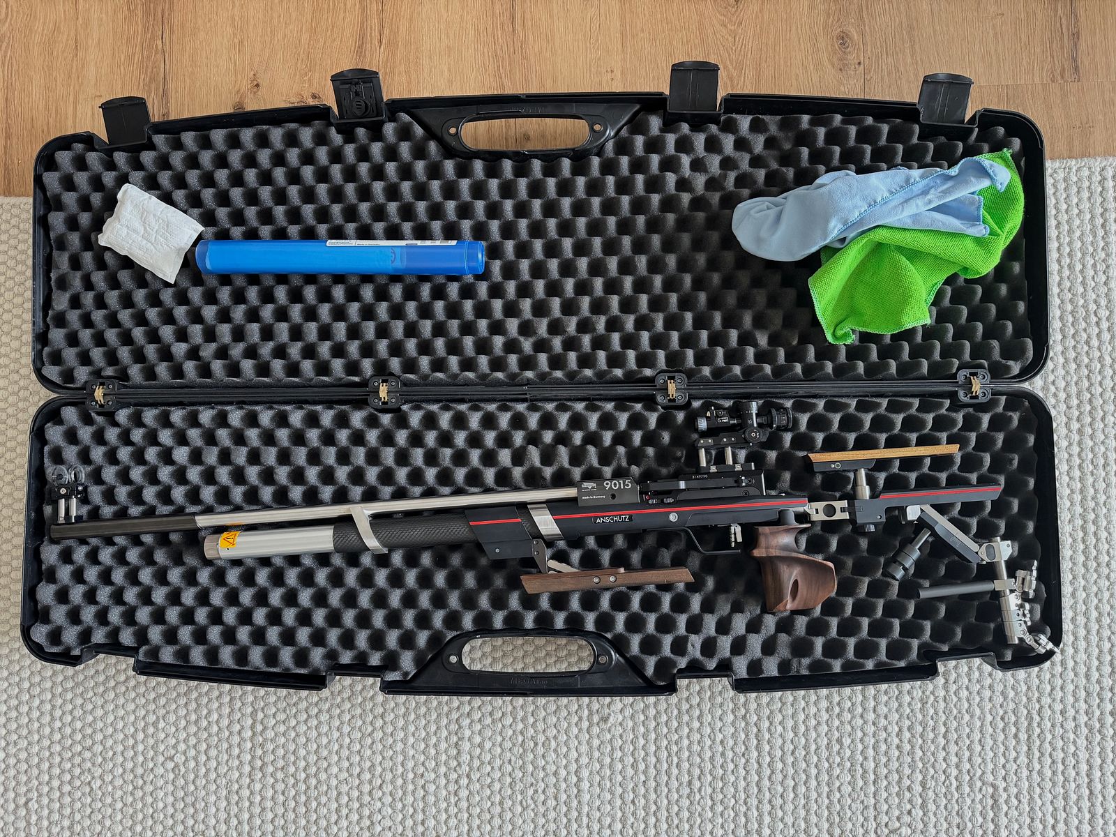Anschütz 9015  One Matchgewehr mit viel MEC Zubehör