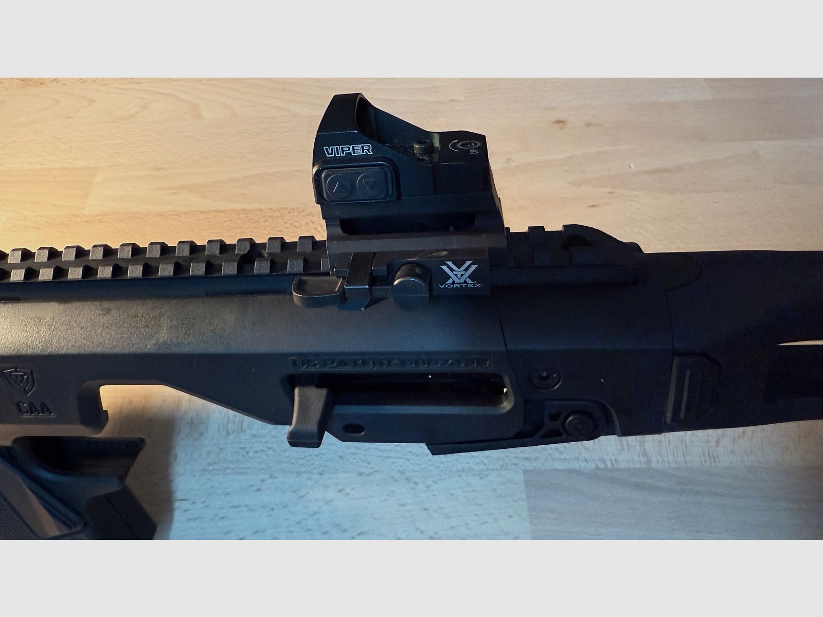 CAA MICRO CONVERSION KIT GLOCK 17/19 -  Inklusive Red Dot Vortex Viper
