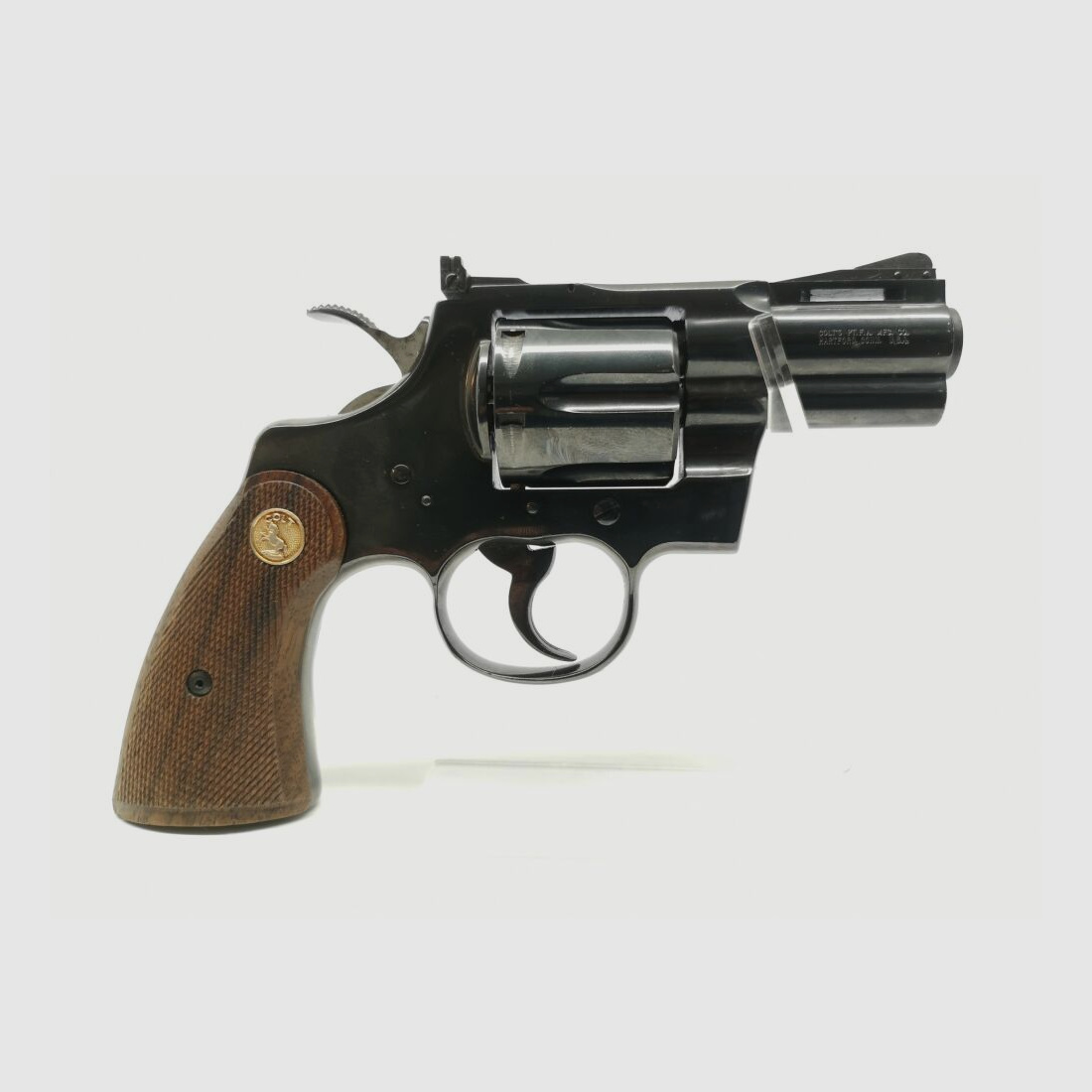 Colt	 Phyton *selten* 2,5" Beschuß 1976