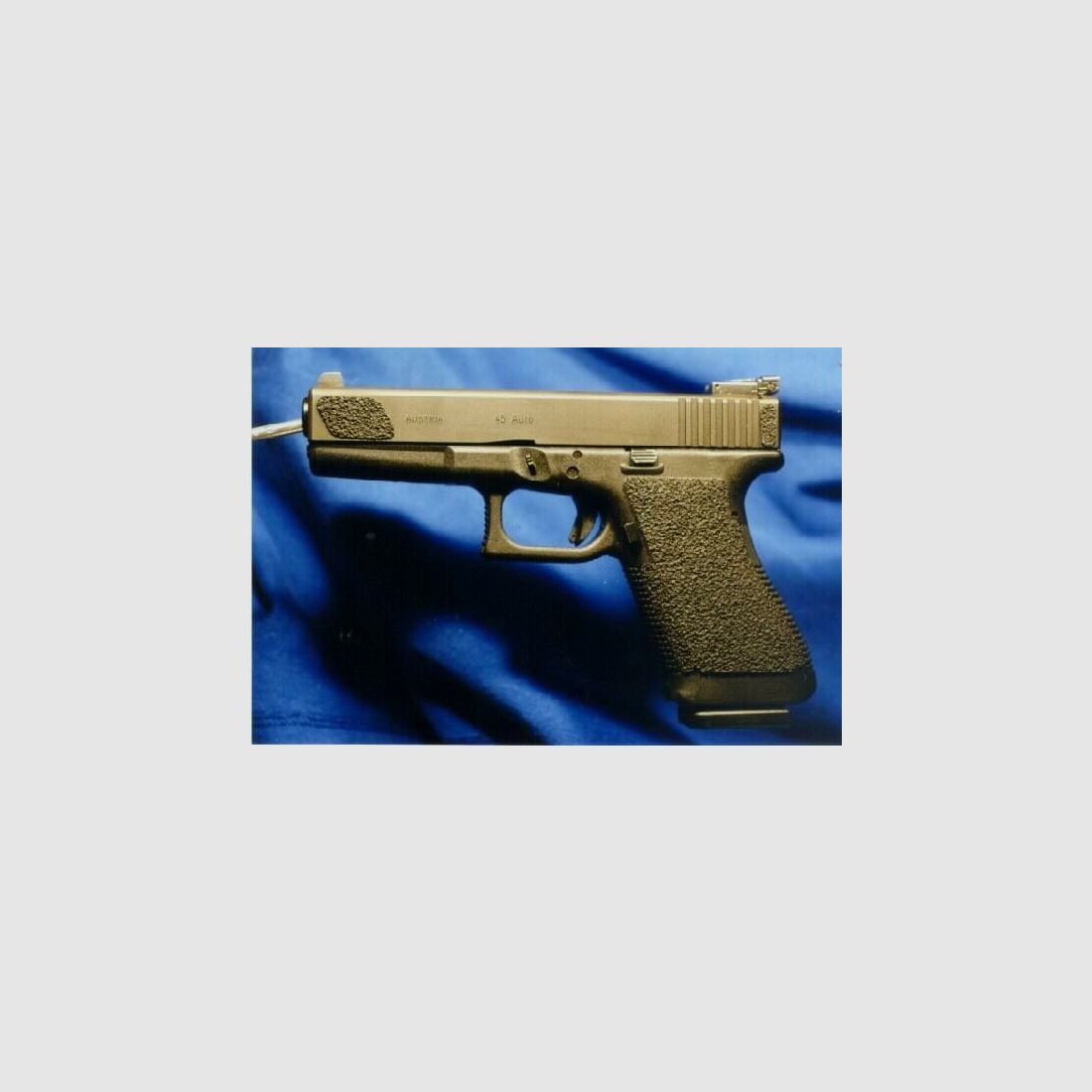 Diverse Griffschalen f. Glock 17/18/22/24/31/34/35 o.Fingerrillen DecalTape Gummi