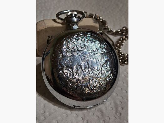 Taschenuhr mit Jagdmotiv 