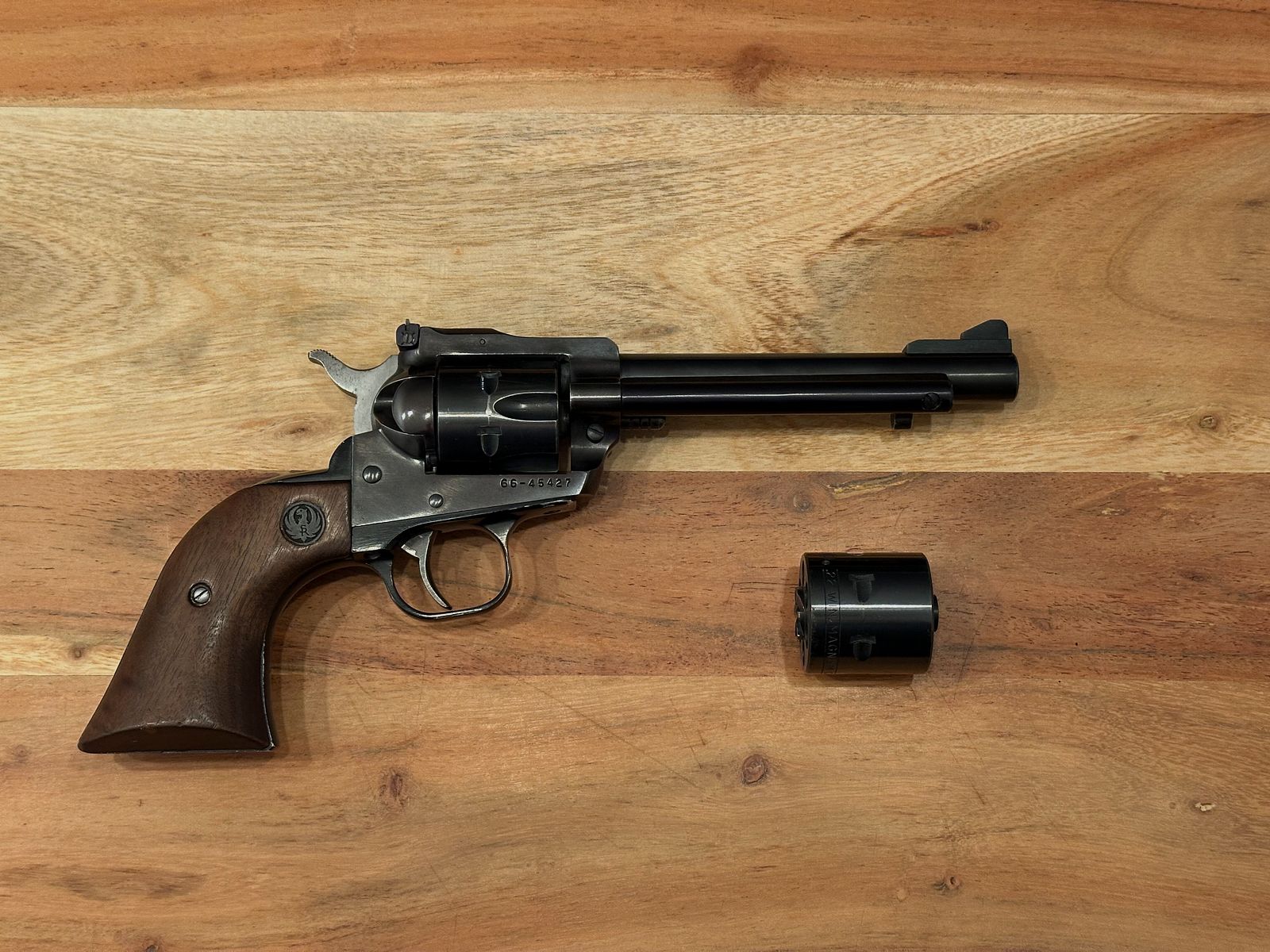Ruger Single Six Revolver .22lr / .22 WinMag 
