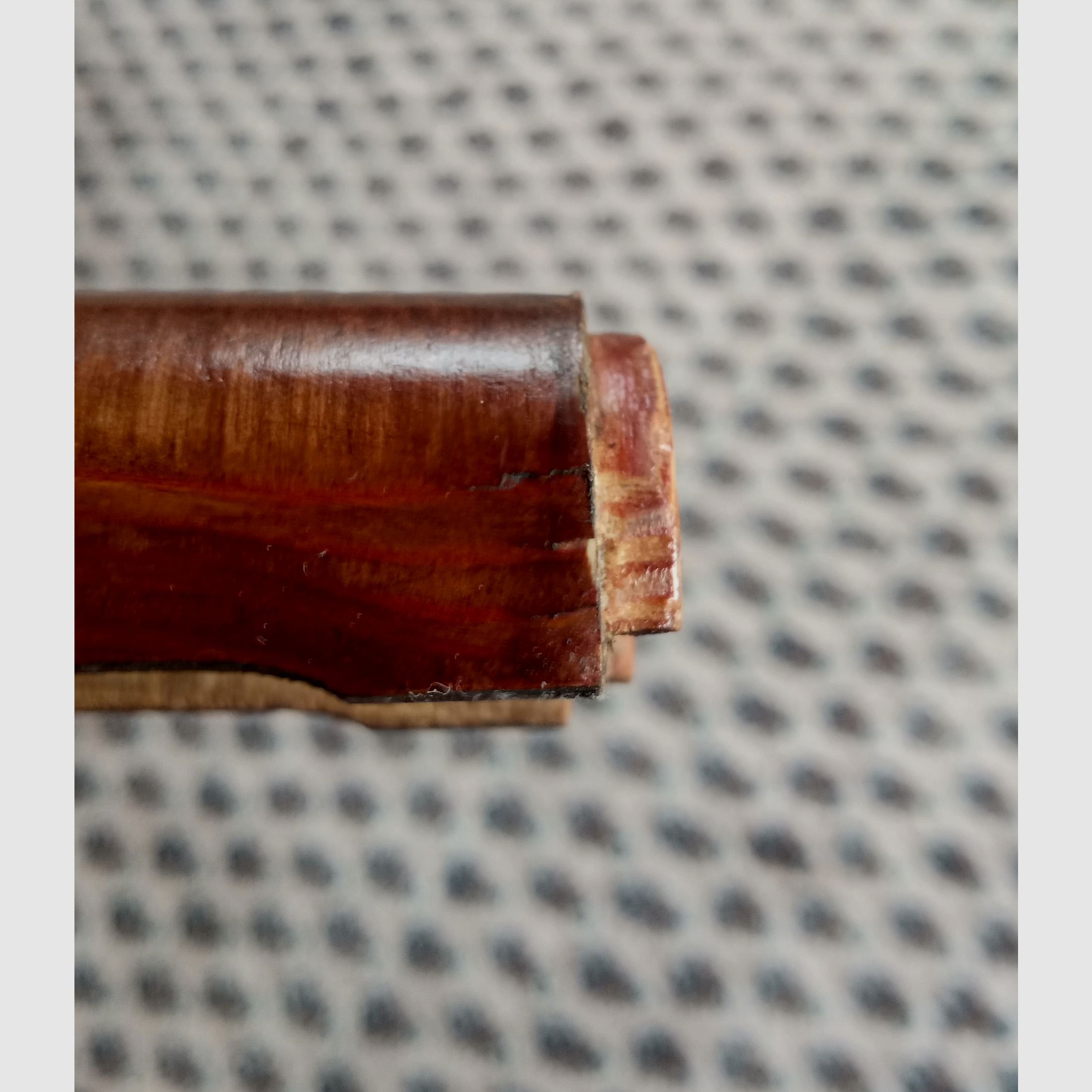 Protezione in legno per AKS-74u / Krinkov russo con molla e distanziatore Tula circa 1985 protezione in legno AKSU