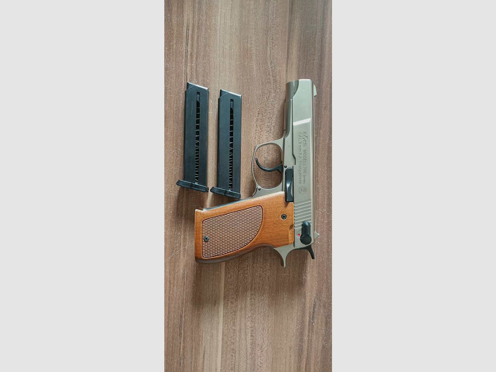 Röhm 725