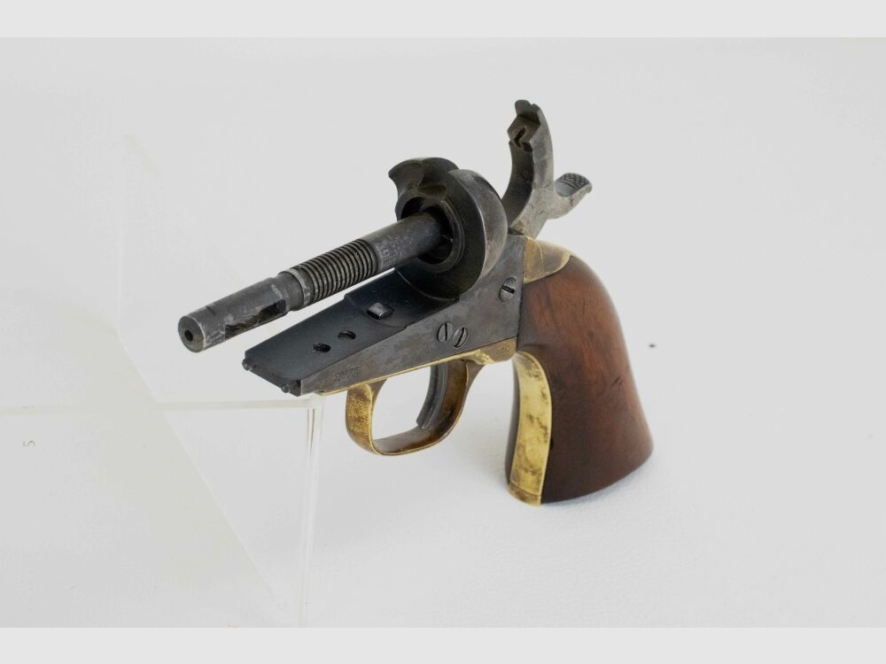 Colt Model 1862 Police von 1863 in Holzschatulle